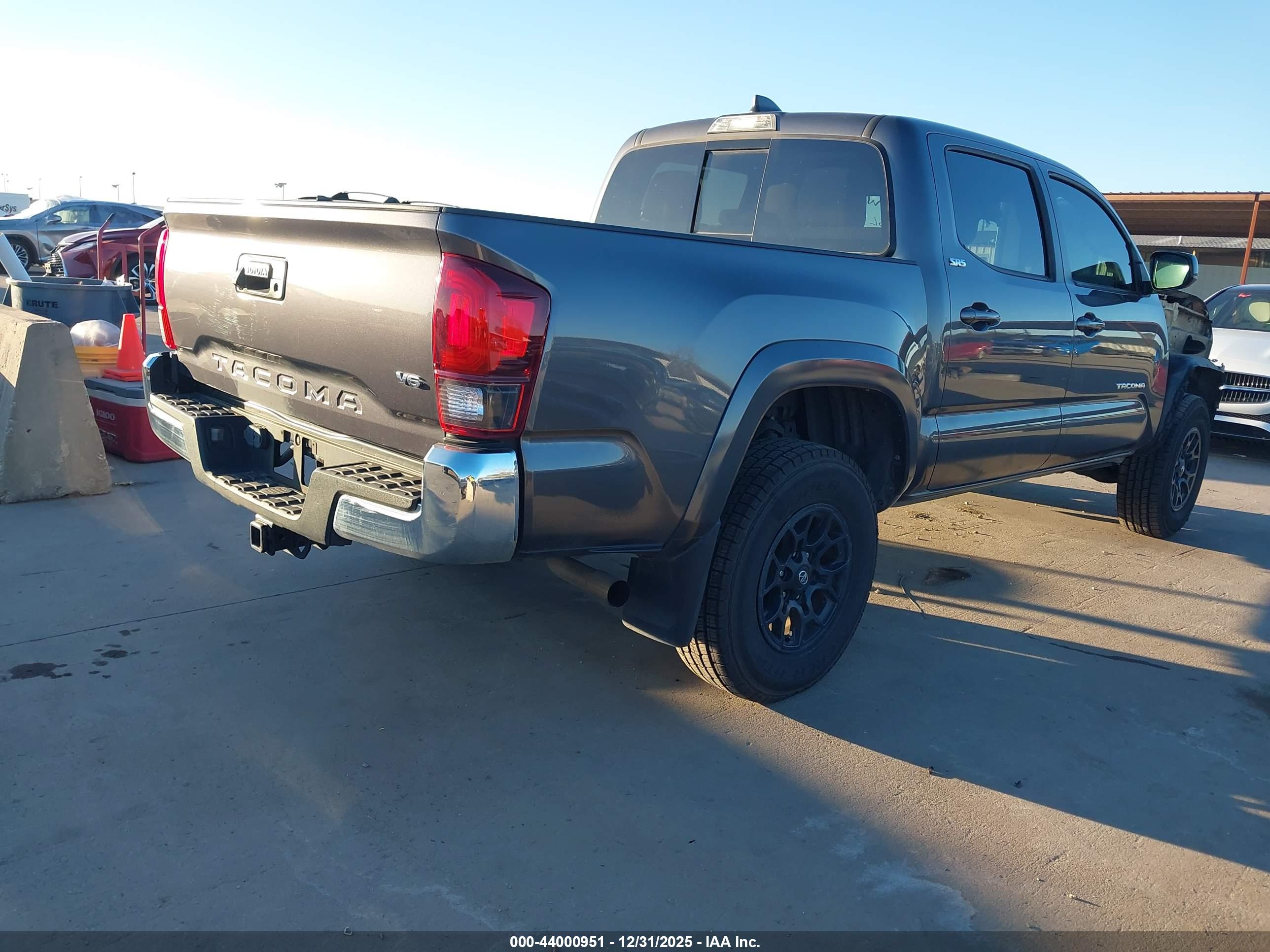 TOYOTA TACOMA image 4