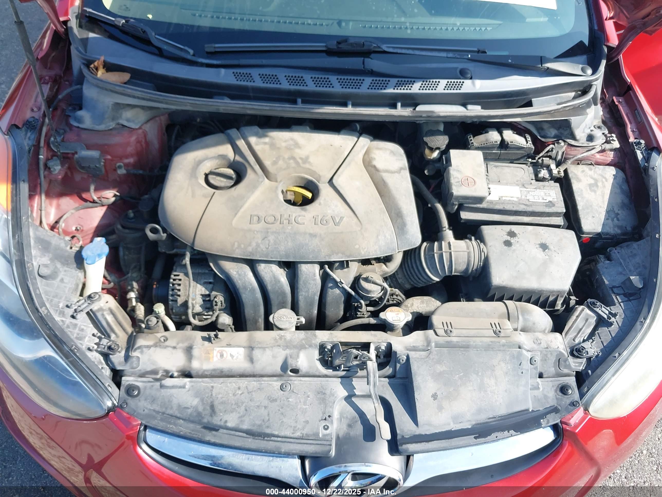 HYUNDAI ELANTRA image 10