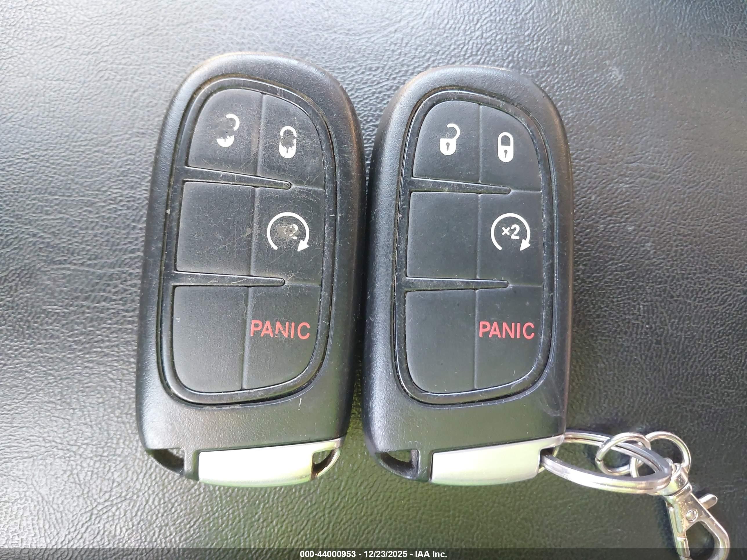JEEP CHEROKEE image 11