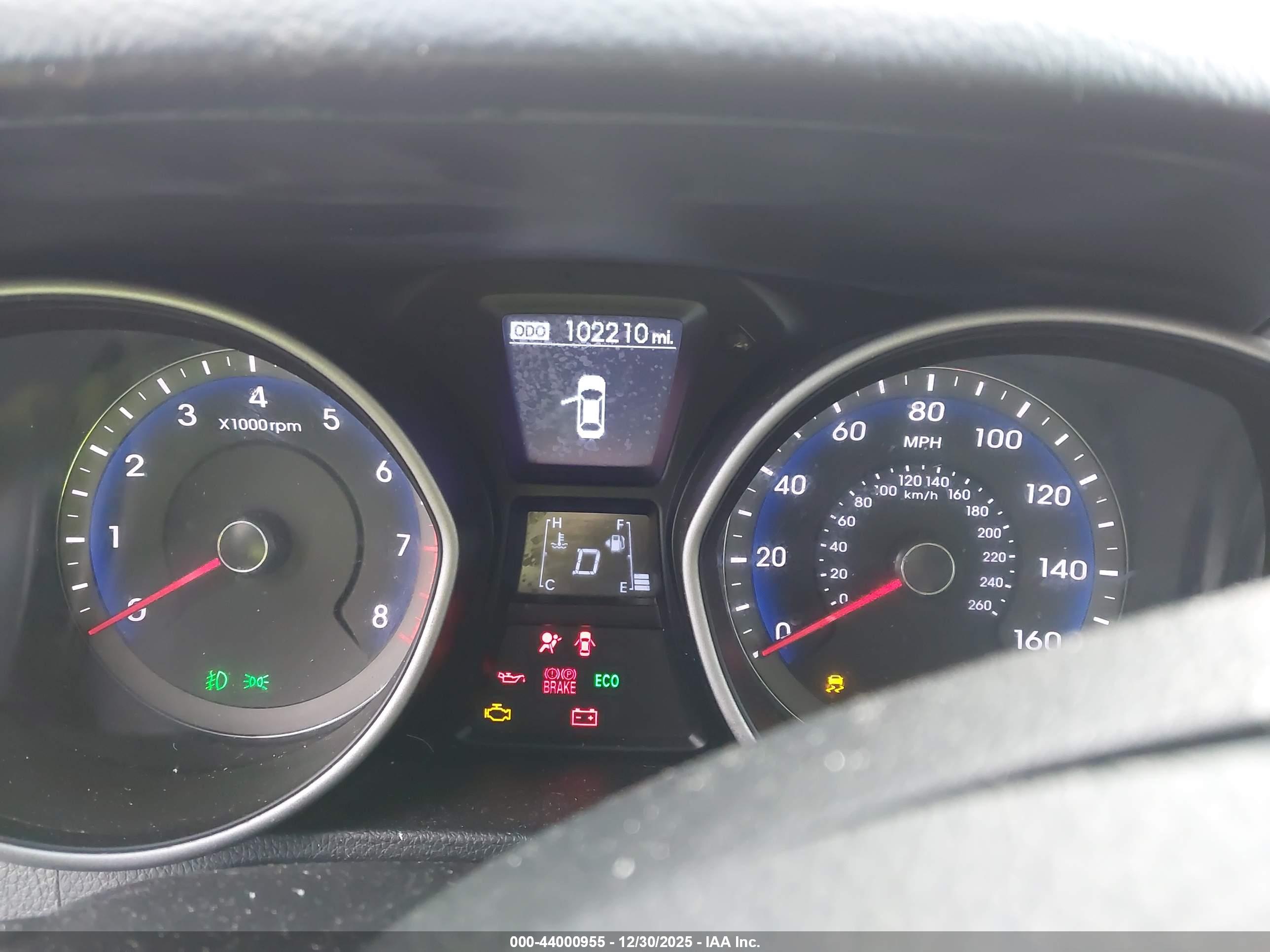 HYUNDAI ELANTRA image 7