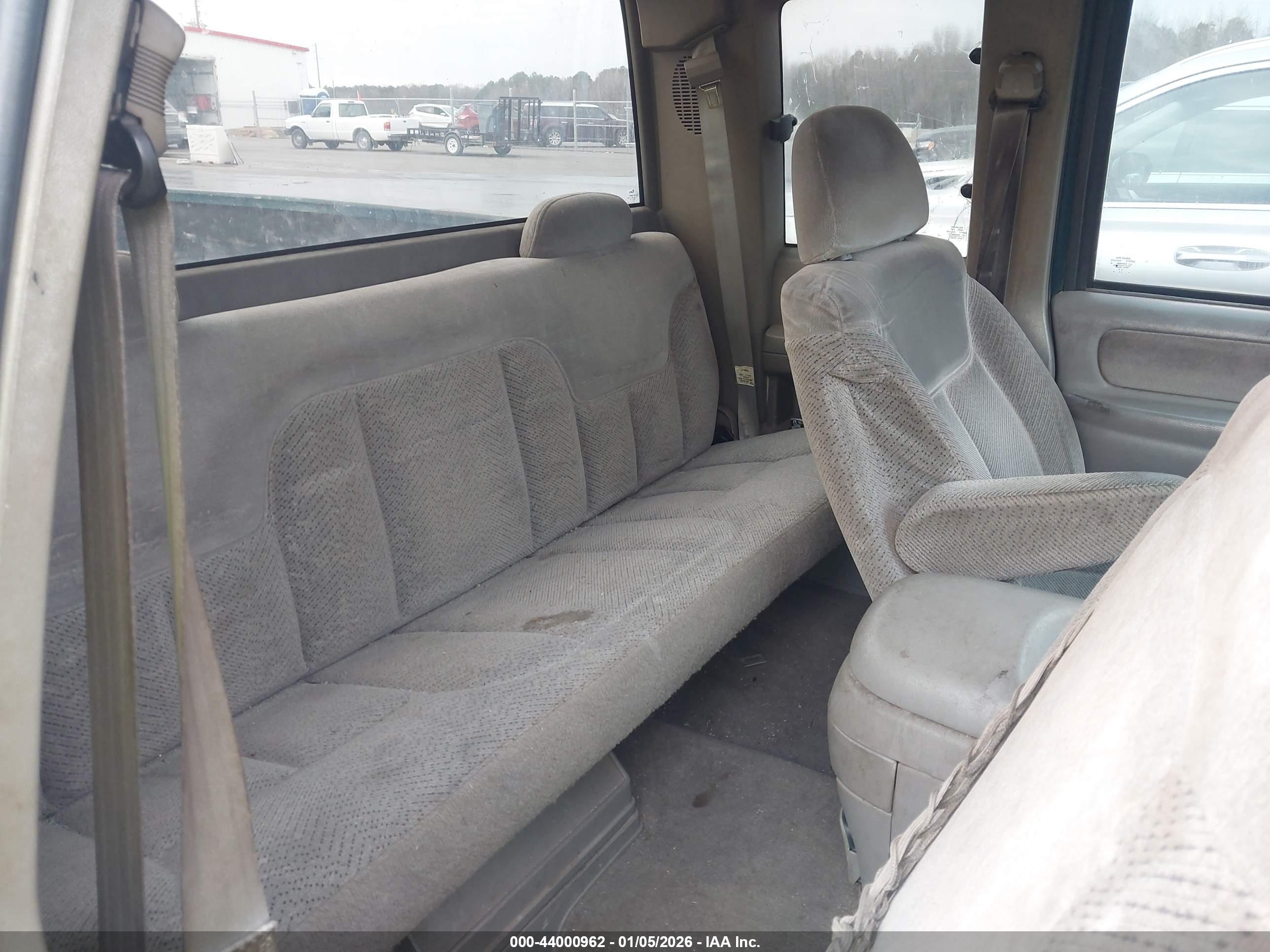 CHEVROLET K1500 image 8