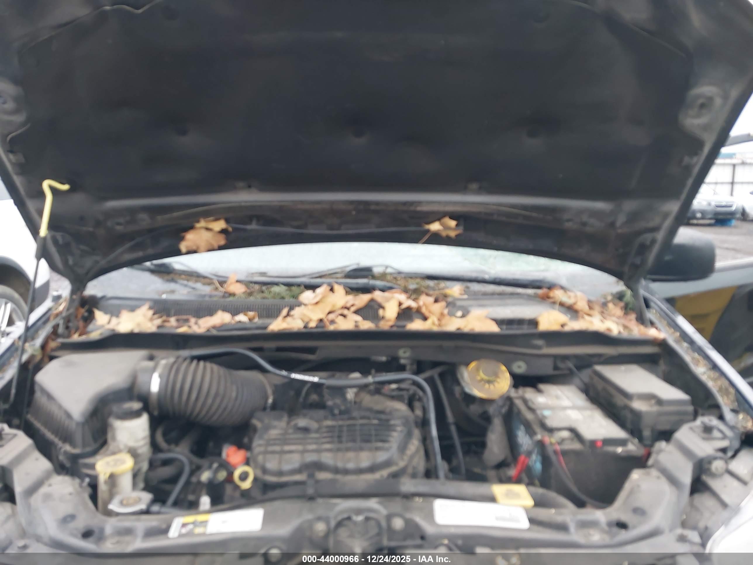 DODGE GRAND image 10