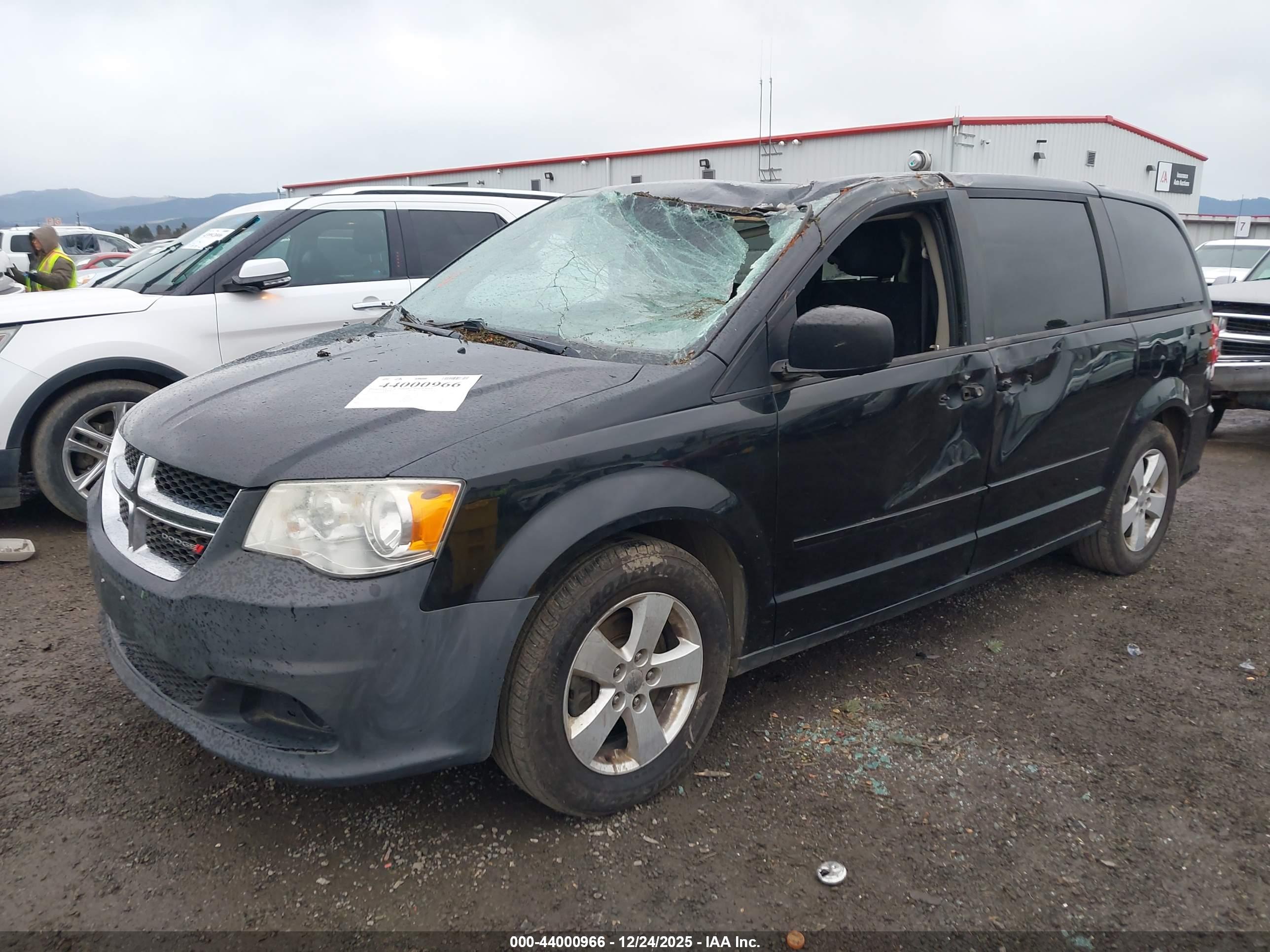 DODGE GRAND image 2