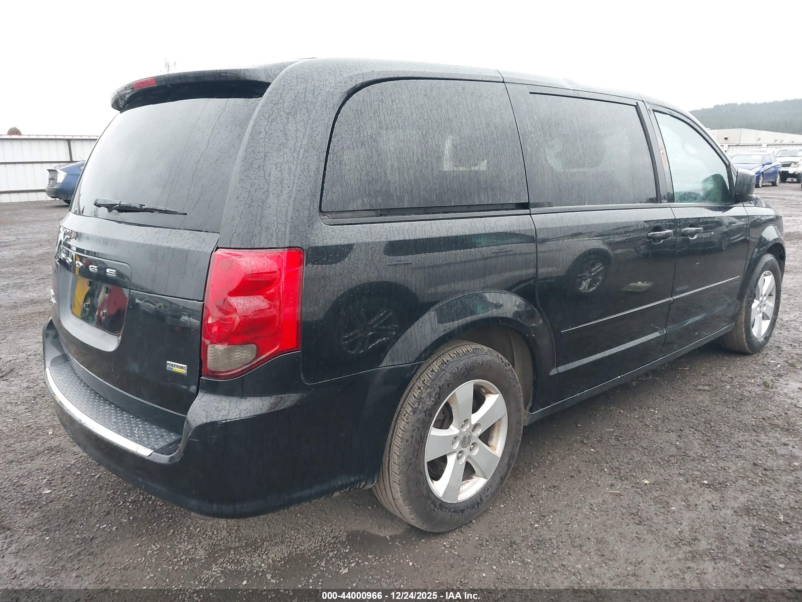 DODGE GRAND image 4