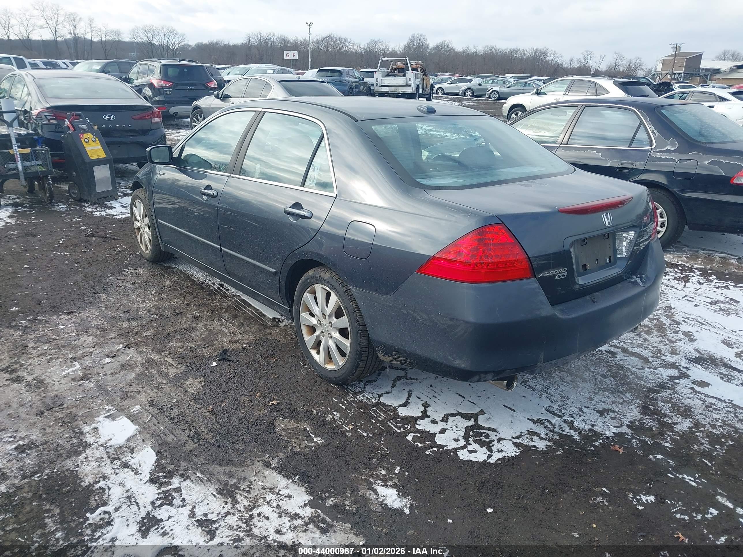 HONDA ACCORD image 3