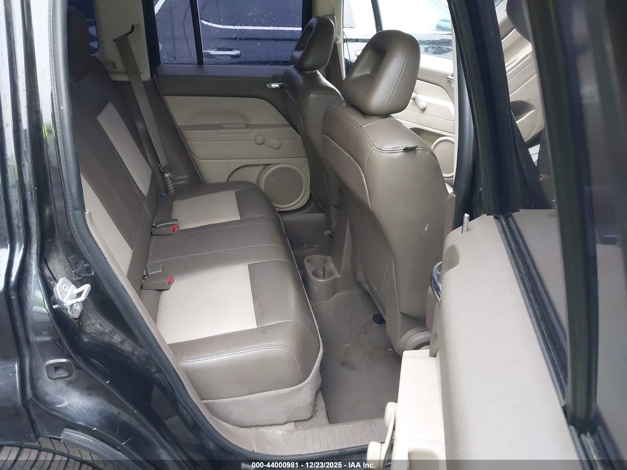 JEEP PATRIOT image 8