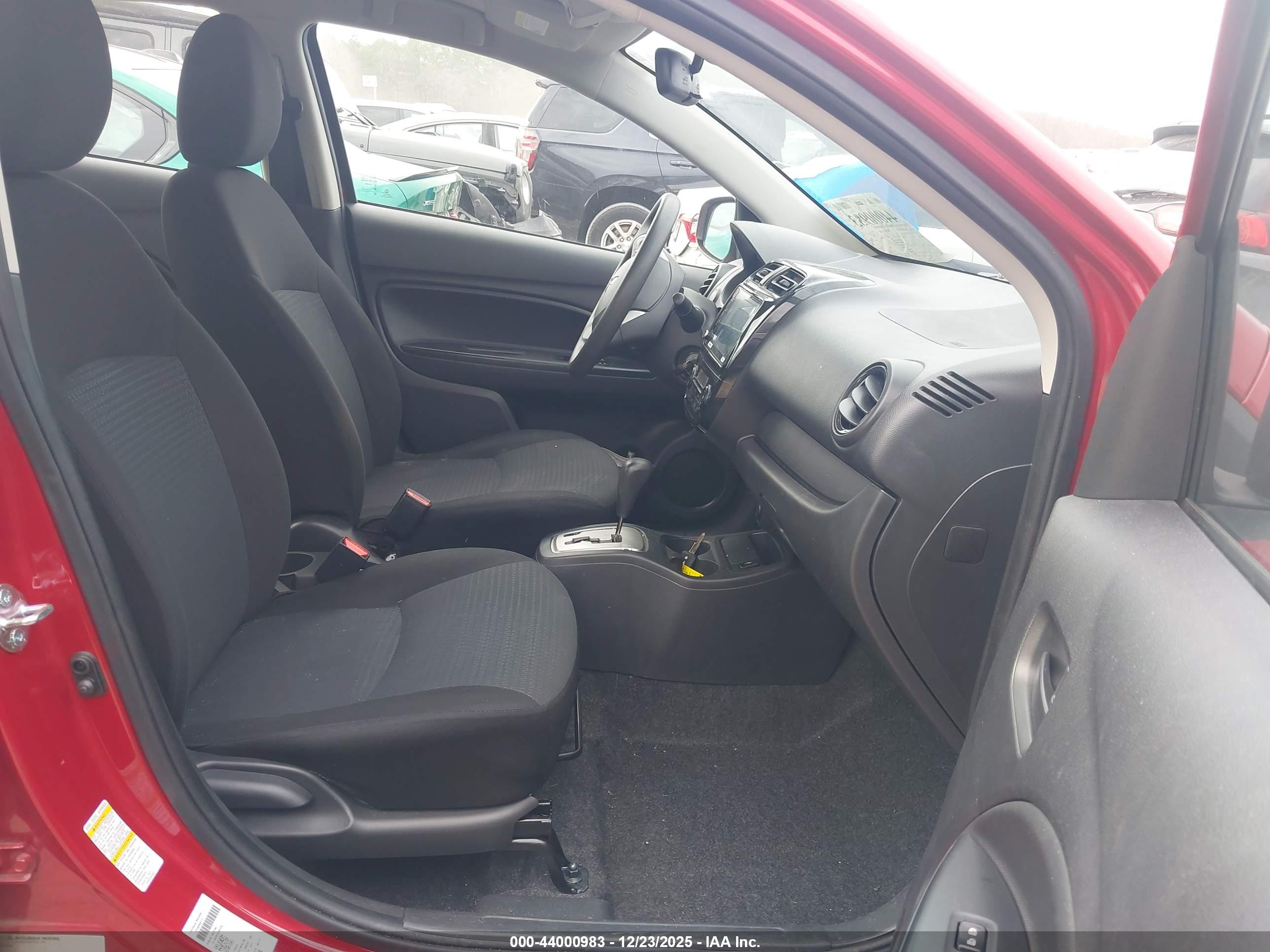MITSUBISHI MIRAGE image 5