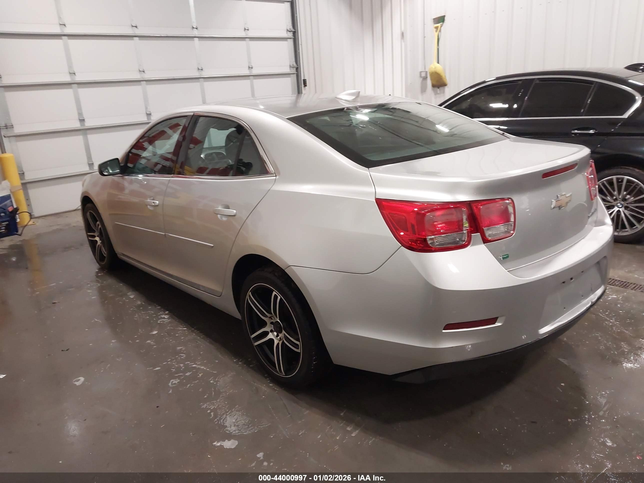 CHEVROLET MALIBU image 3