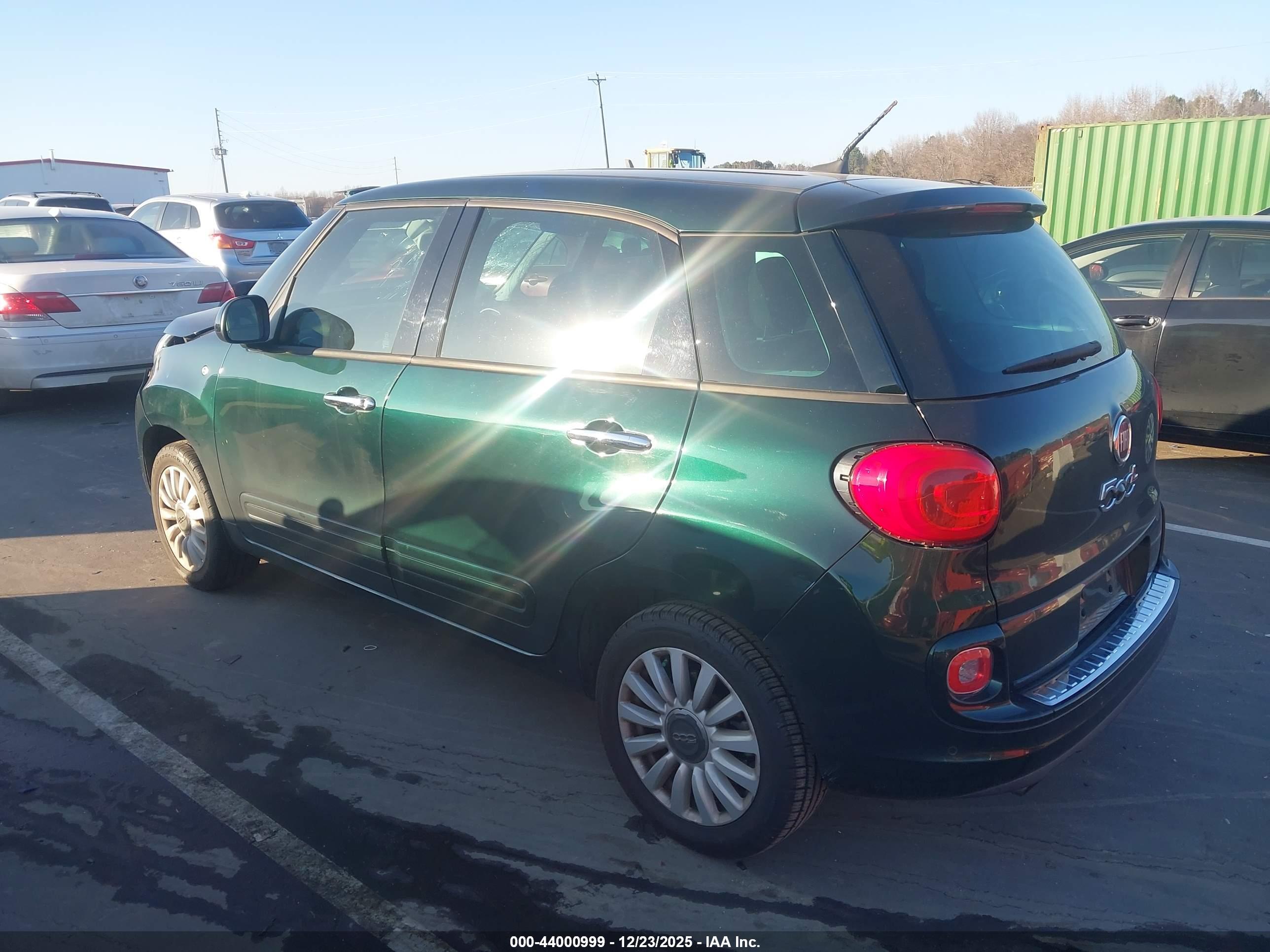 FIAT 500L image 3