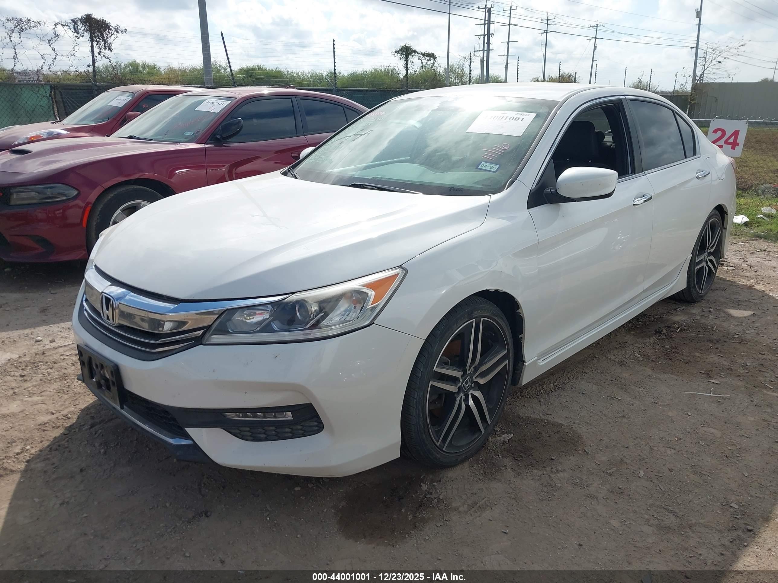 HONDA ACCORD image 2