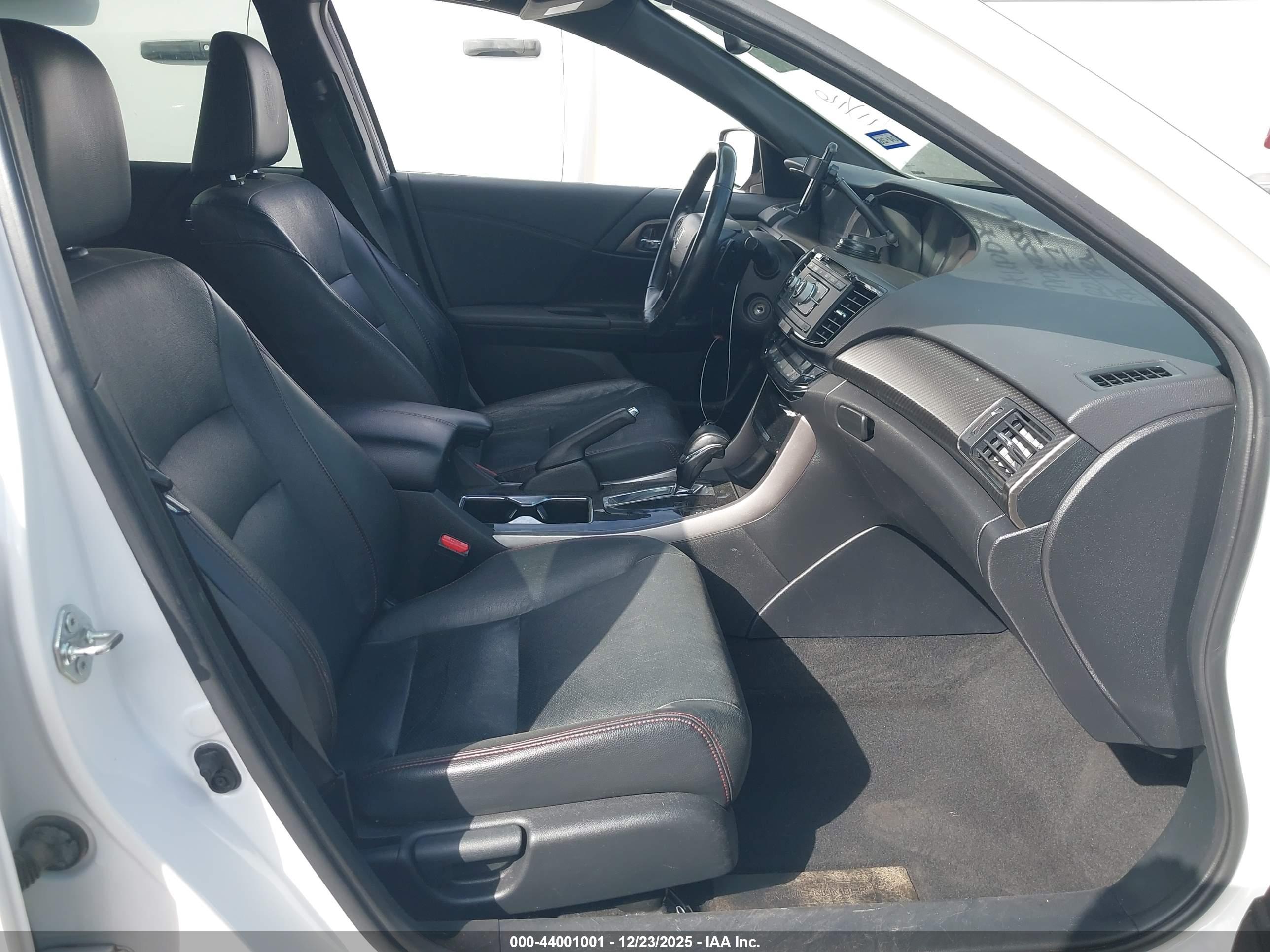 HONDA ACCORD image 5