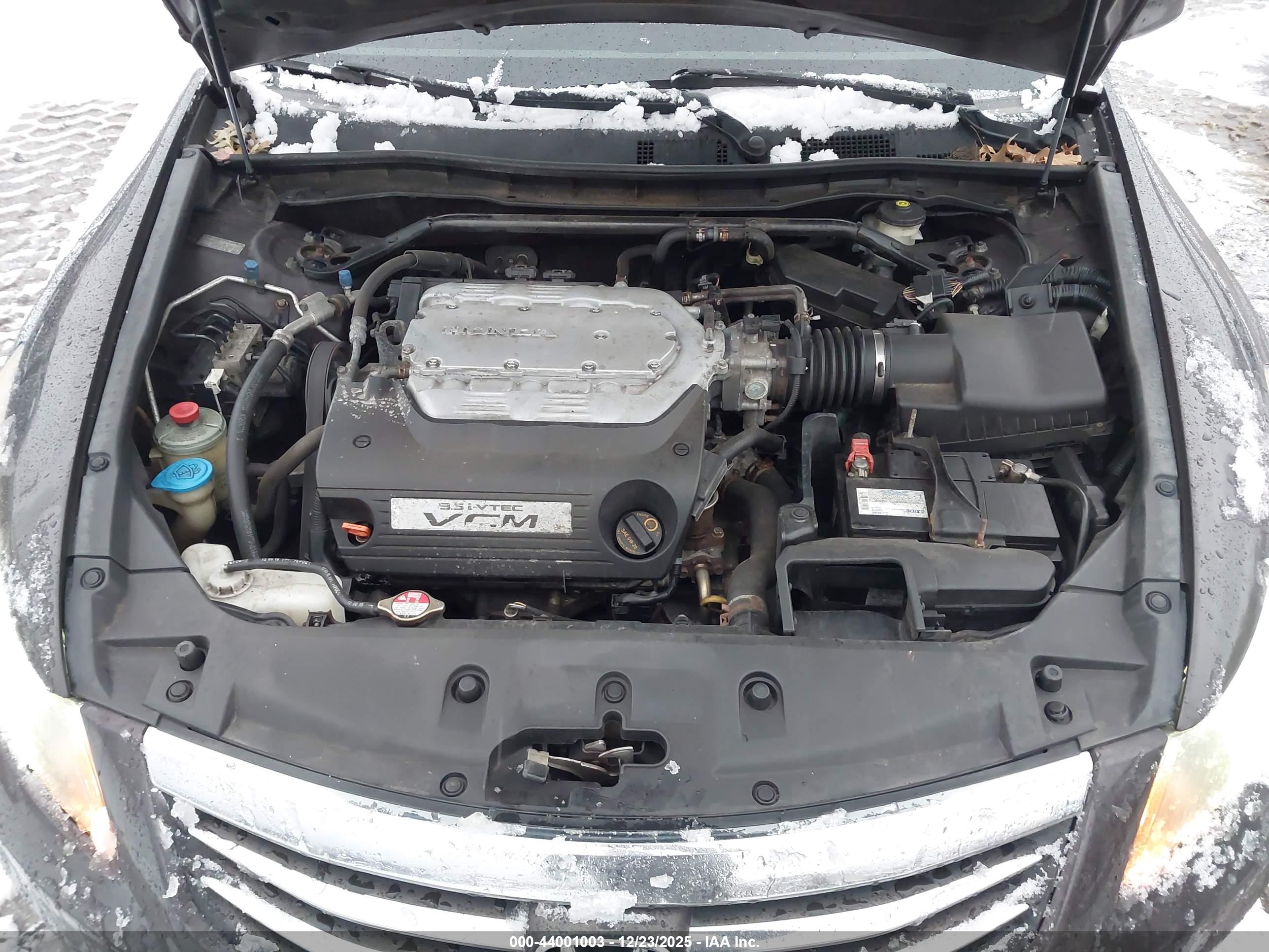 HONDA ACCORD image 10