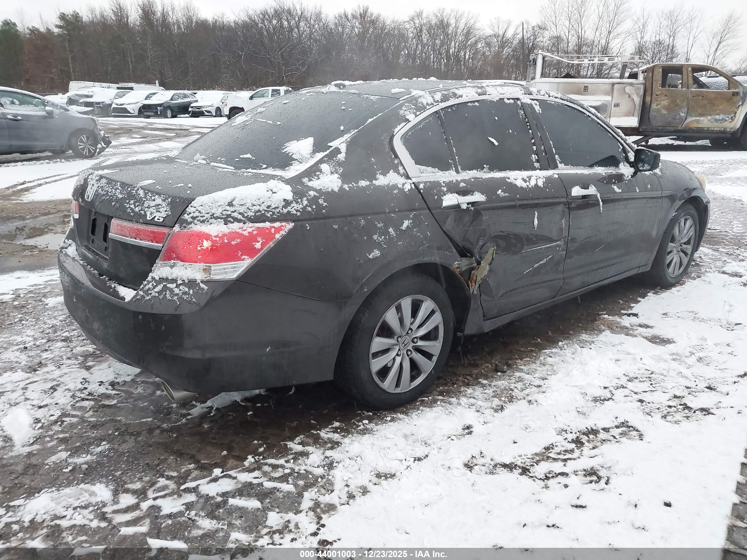 HONDA ACCORD image 4
