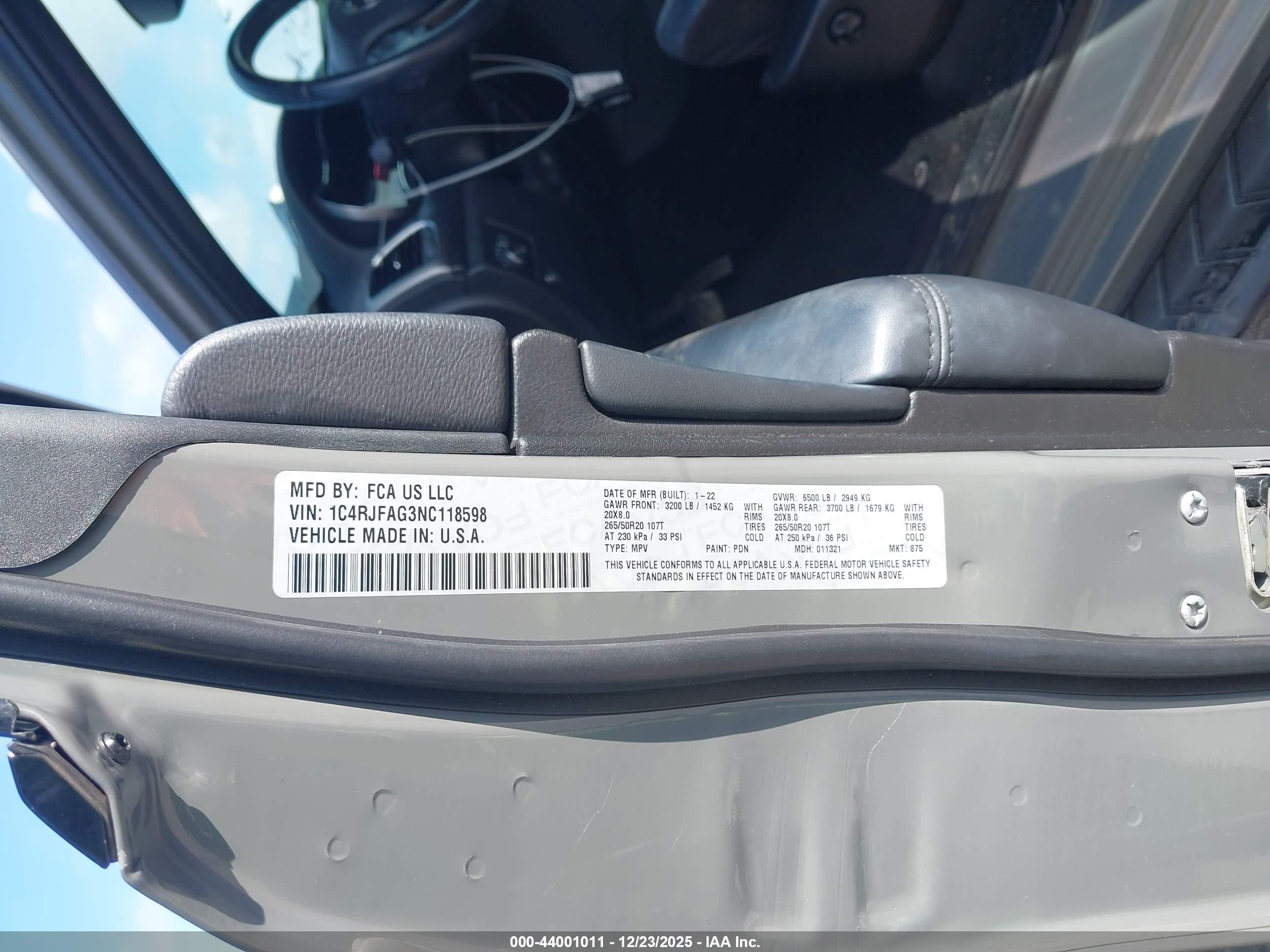 JEEP GRAND image 9
