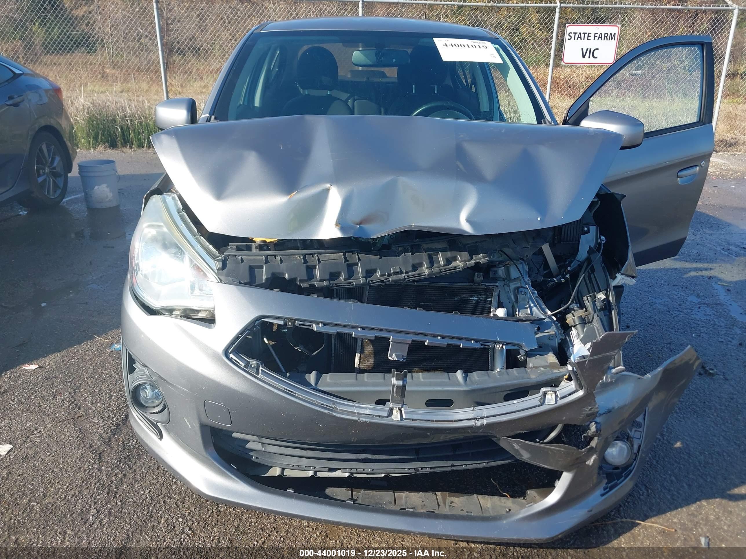 MITSUBISHI MIRAGE image 10
