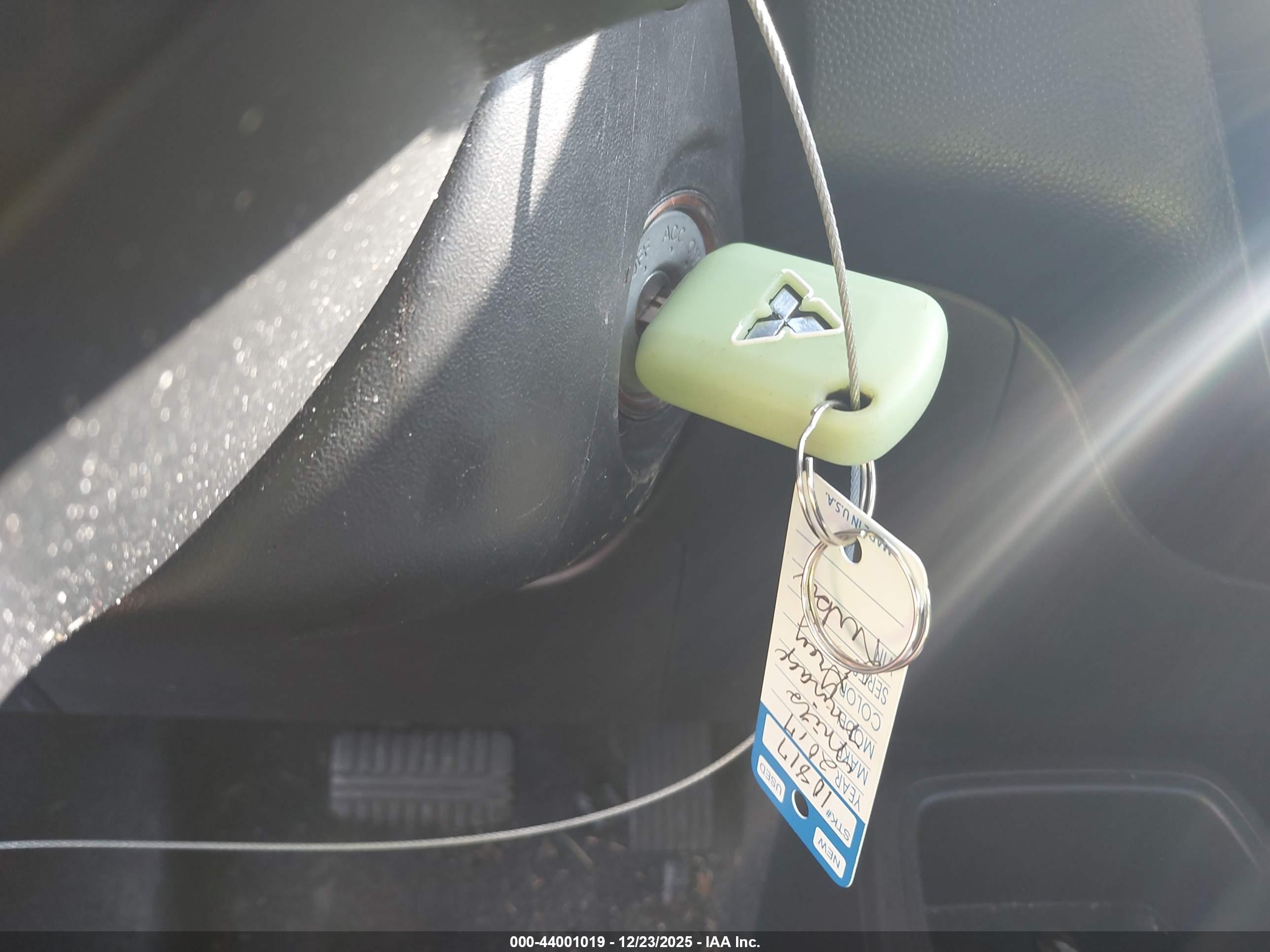 MITSUBISHI MIRAGE image 11