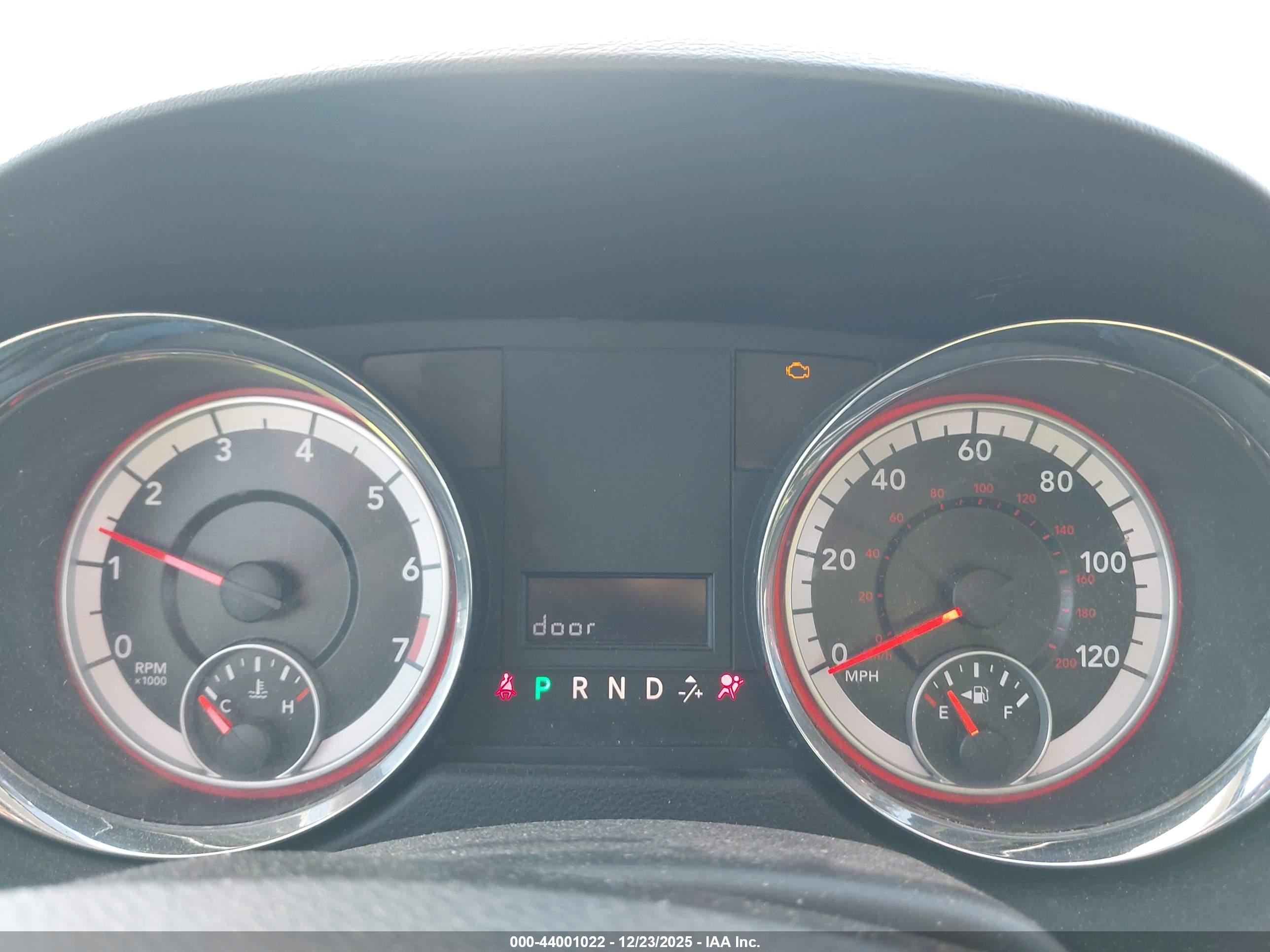 DODGE GRAND image 7