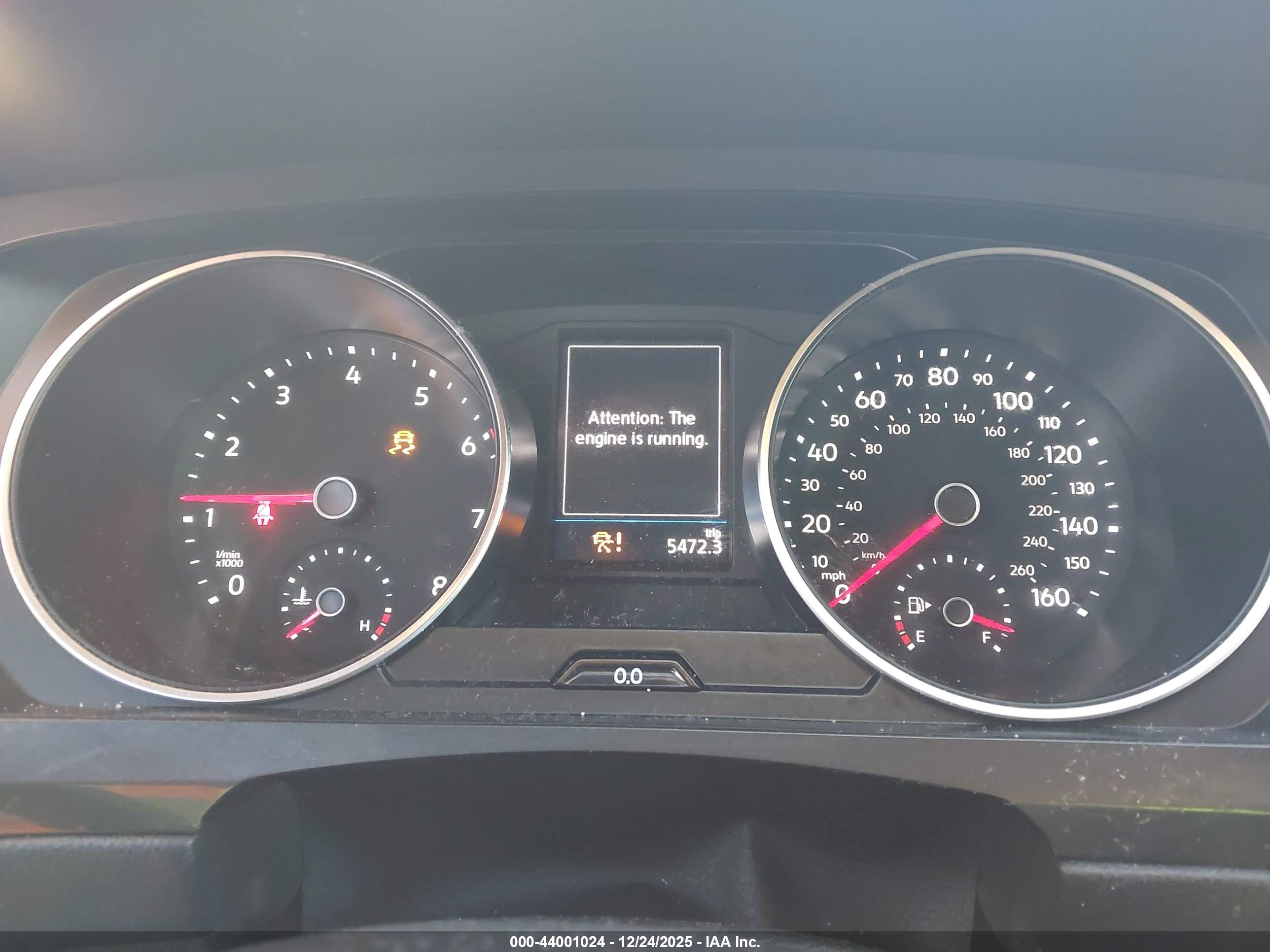 VOLKSWAGEN TIGUAN image 7