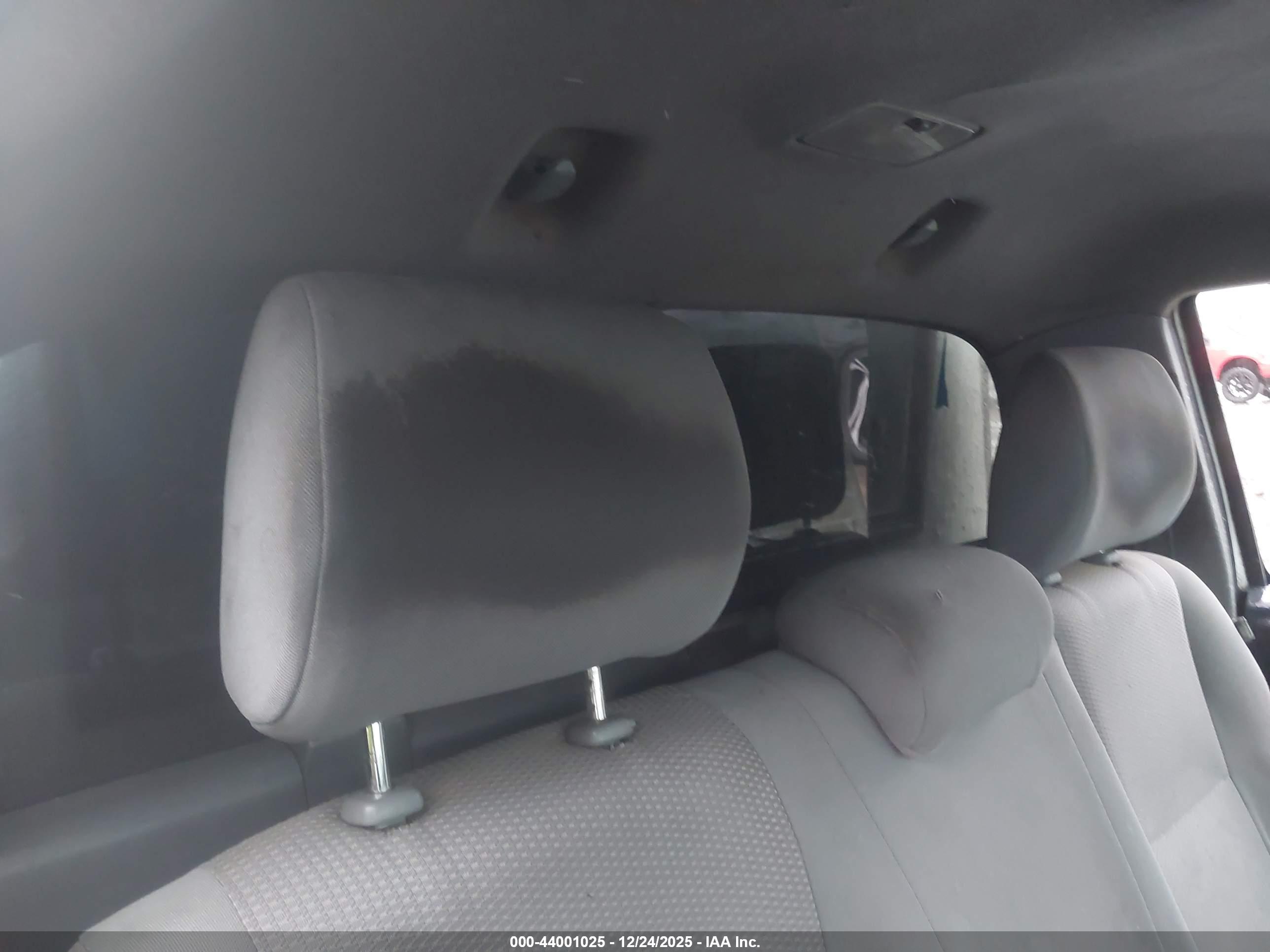 TOYOTA TACOMA image 8