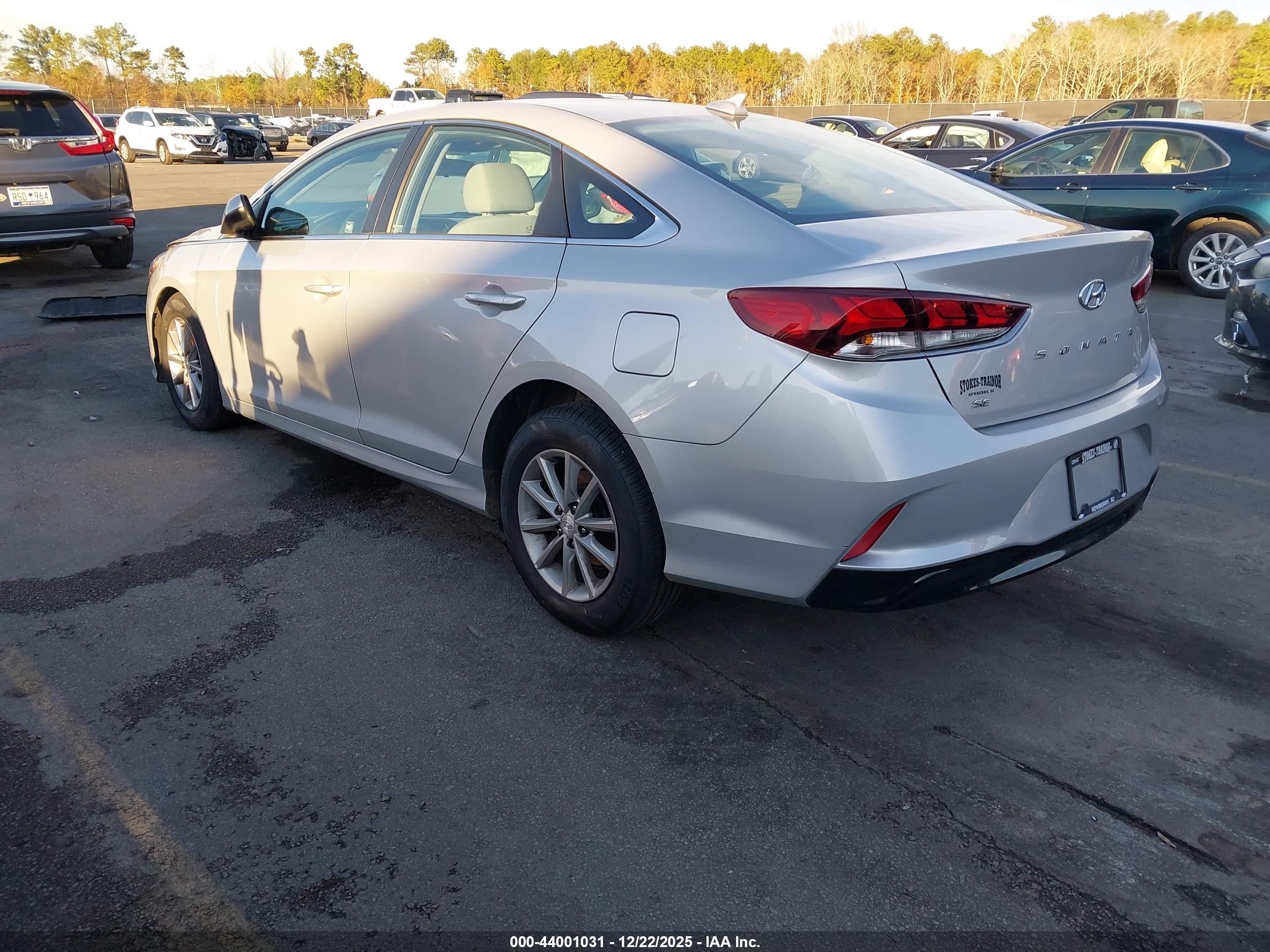 HYUNDAI SONATA image 3