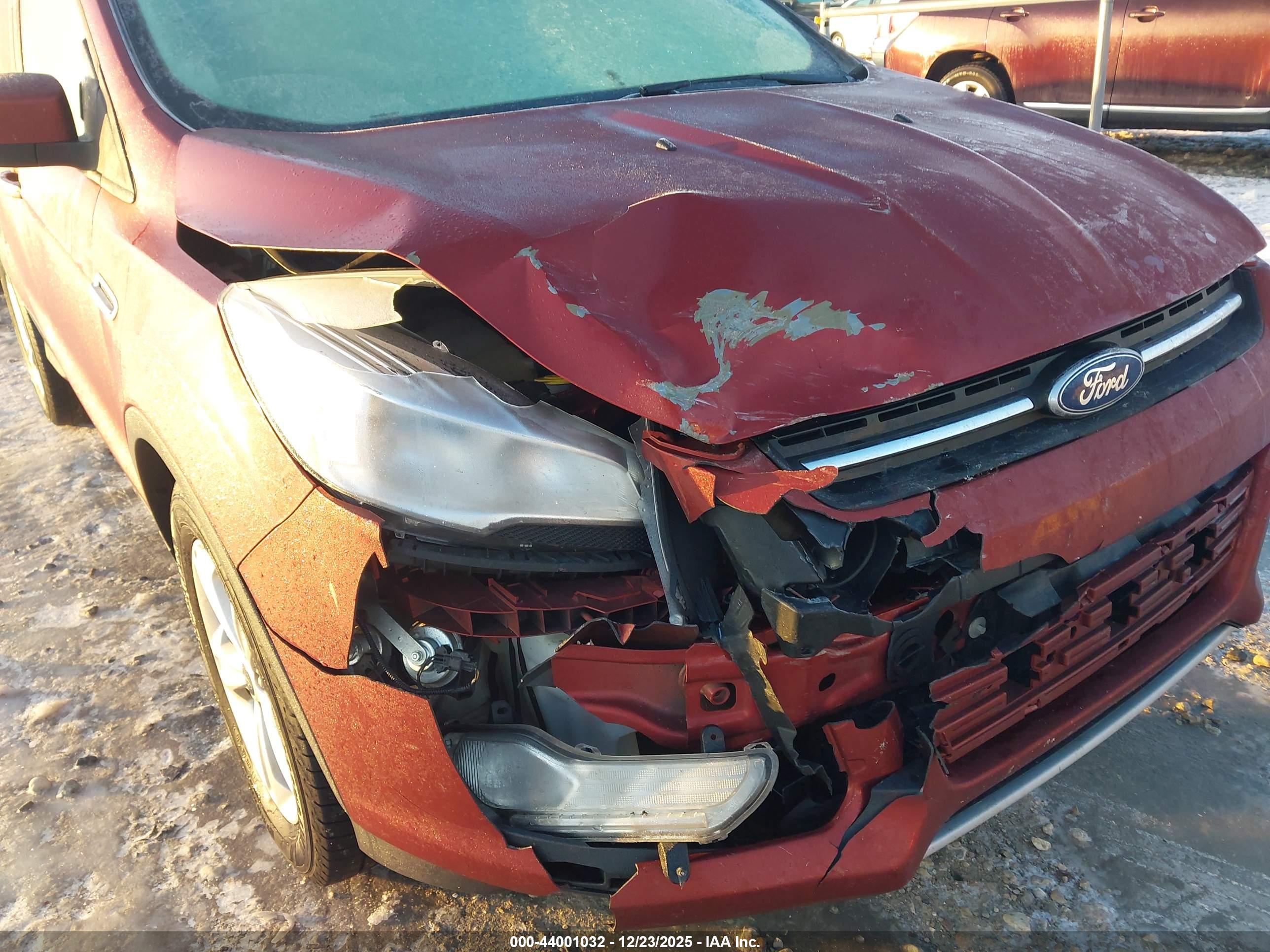 FORD ESCAPE image 6