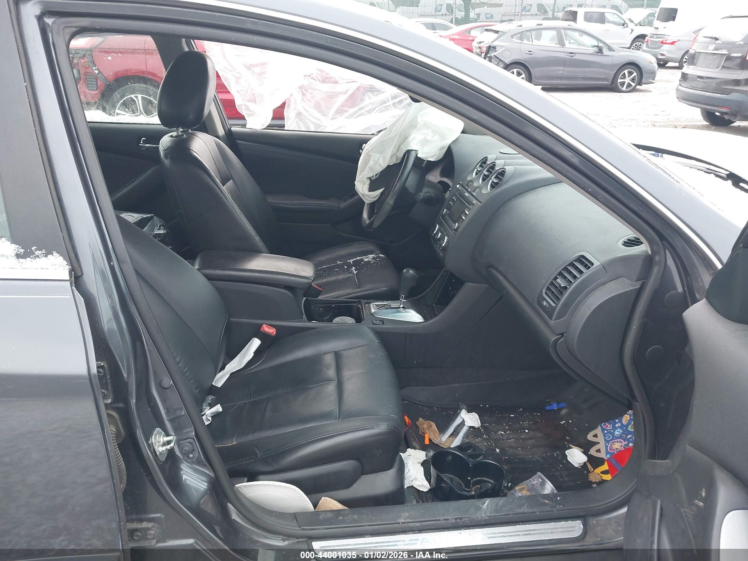 NISSAN ALTIMA image 5