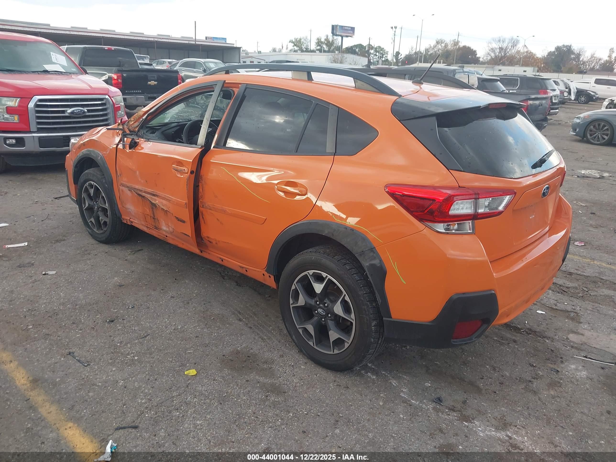 SUBARU CROSSTREK image 3