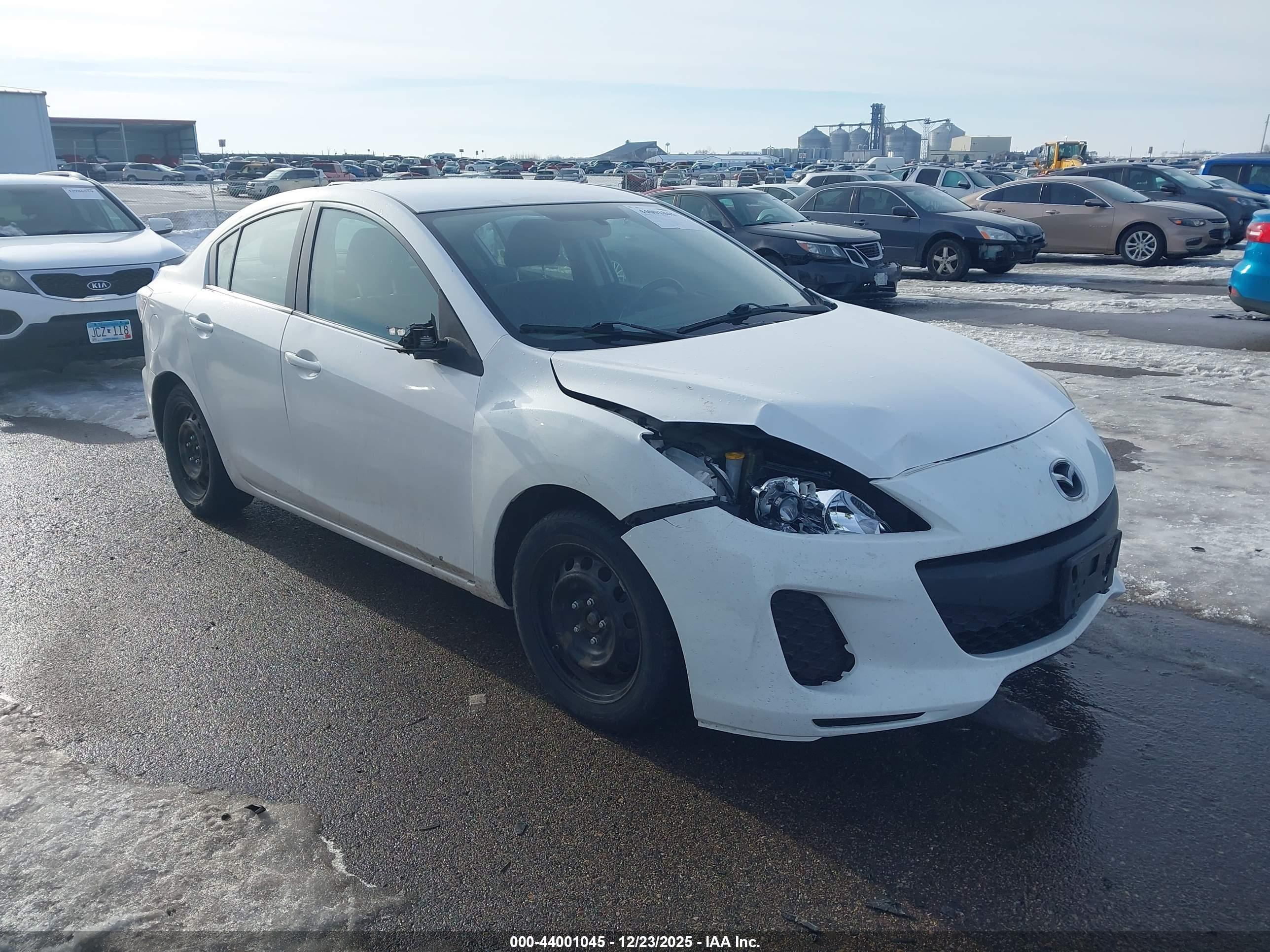 MAZDA MAZDA3 image 6