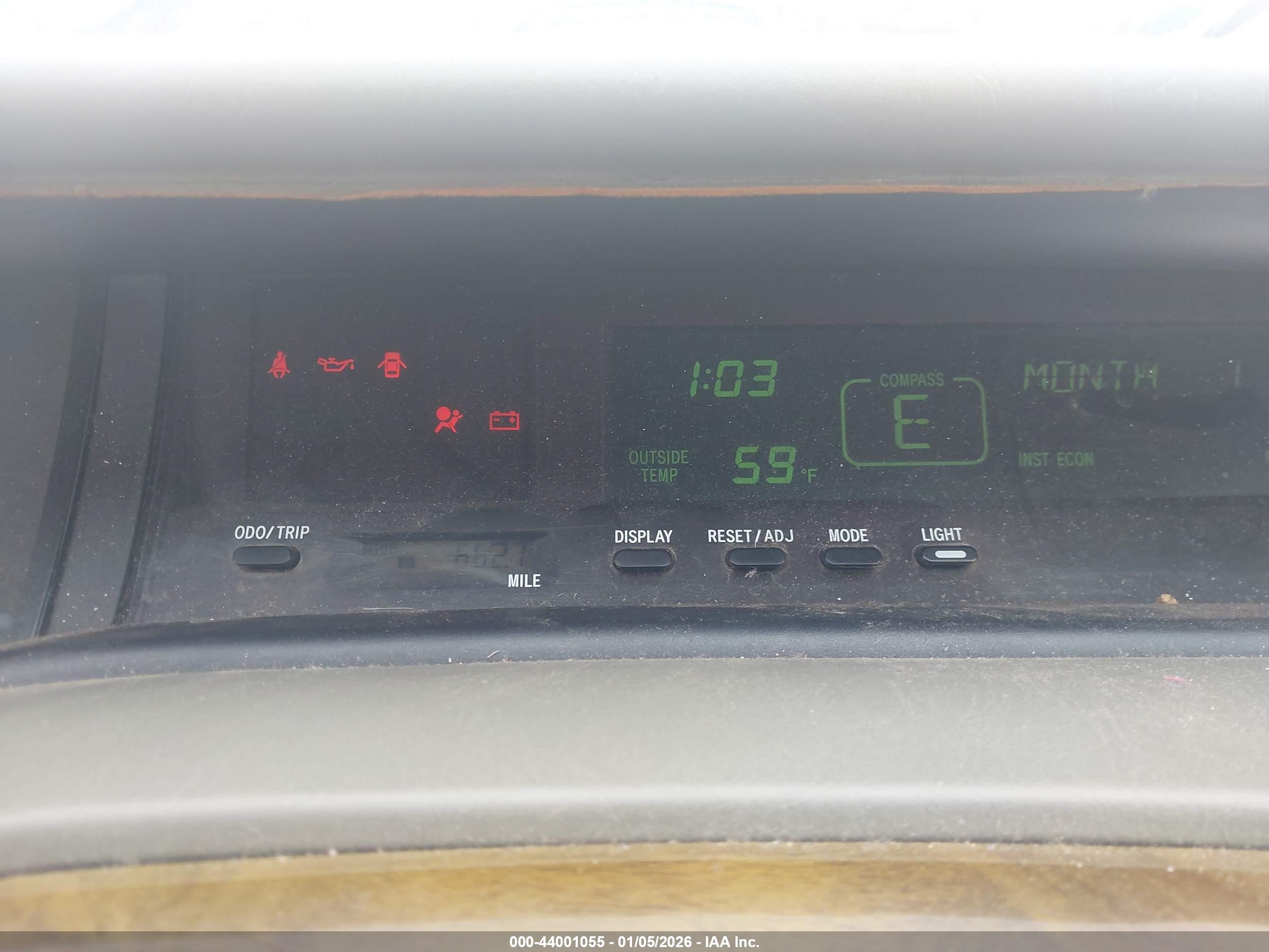 TOYOTA AVALON image 7