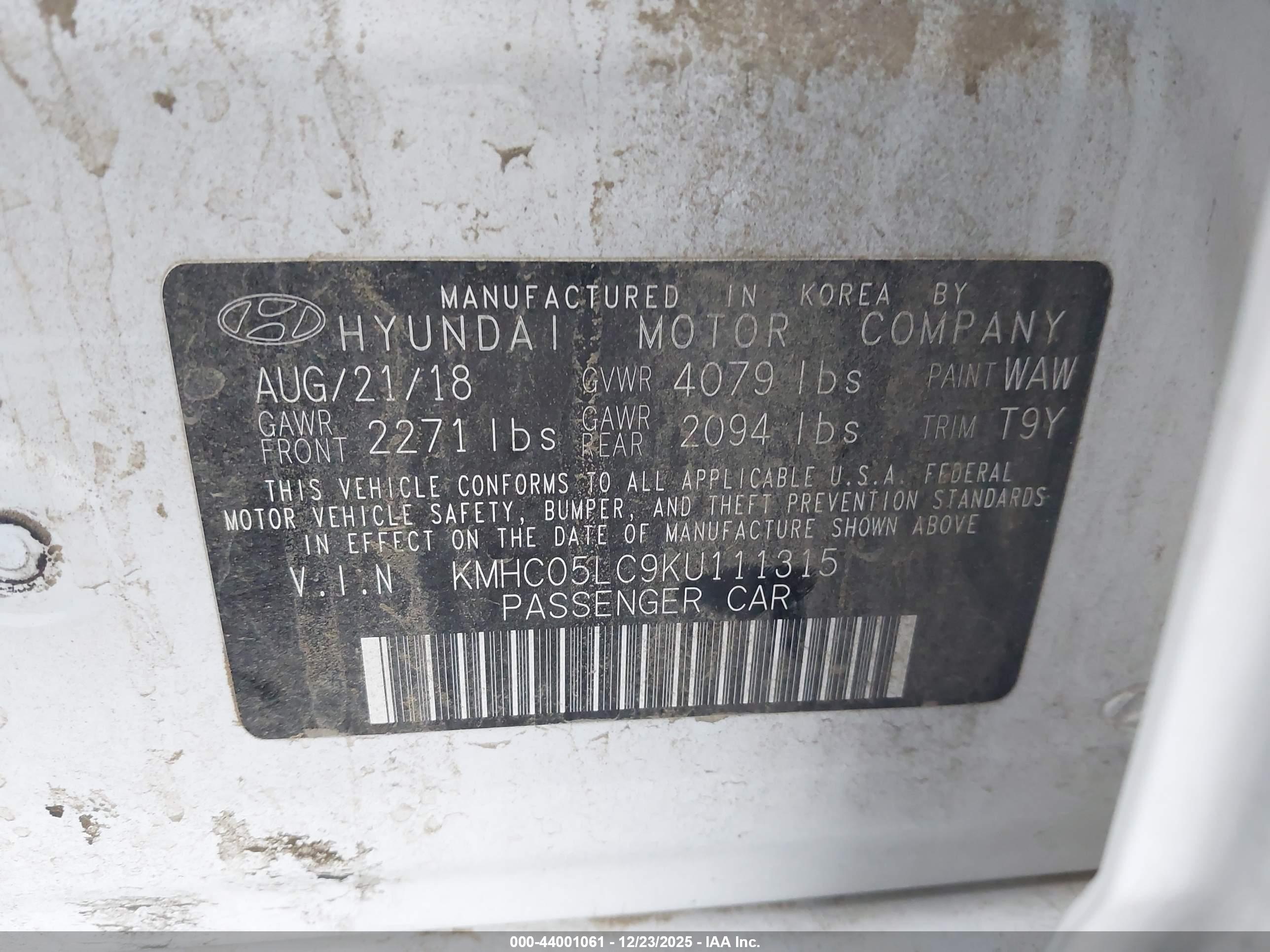 HYUNDAI IONIQ image 9