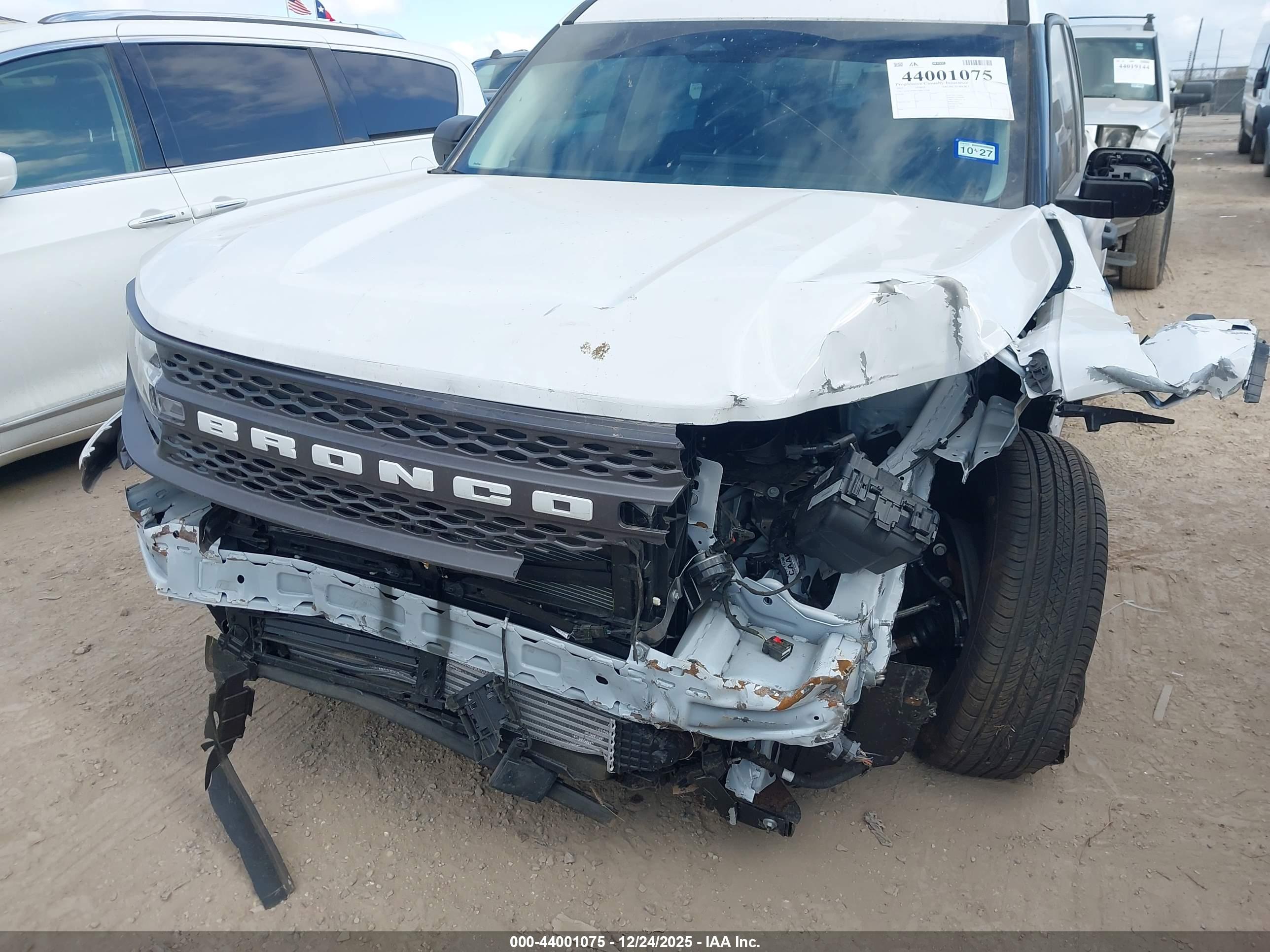FORD BRONCO image 6