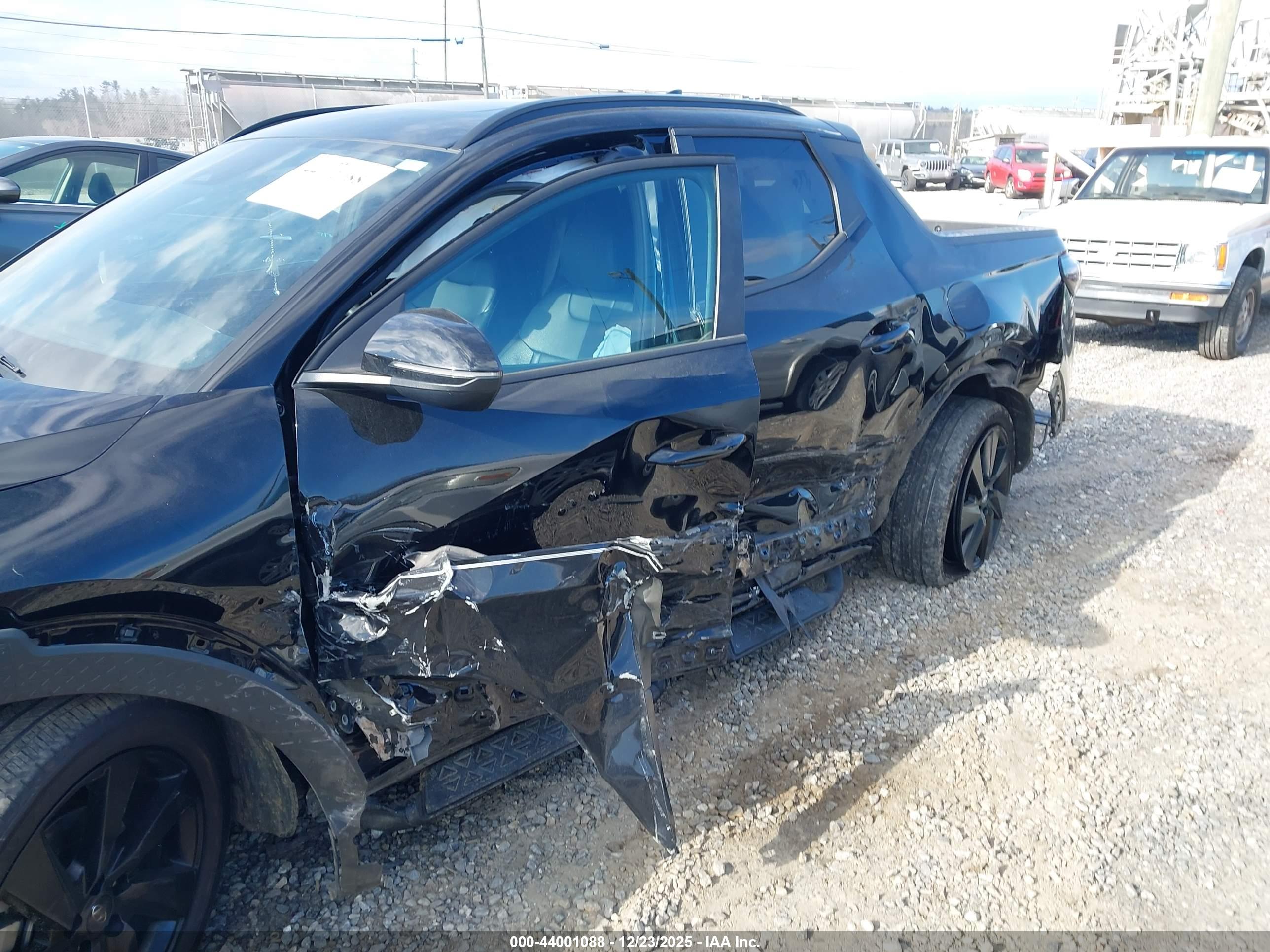 HYUNDAI SANTA image 6