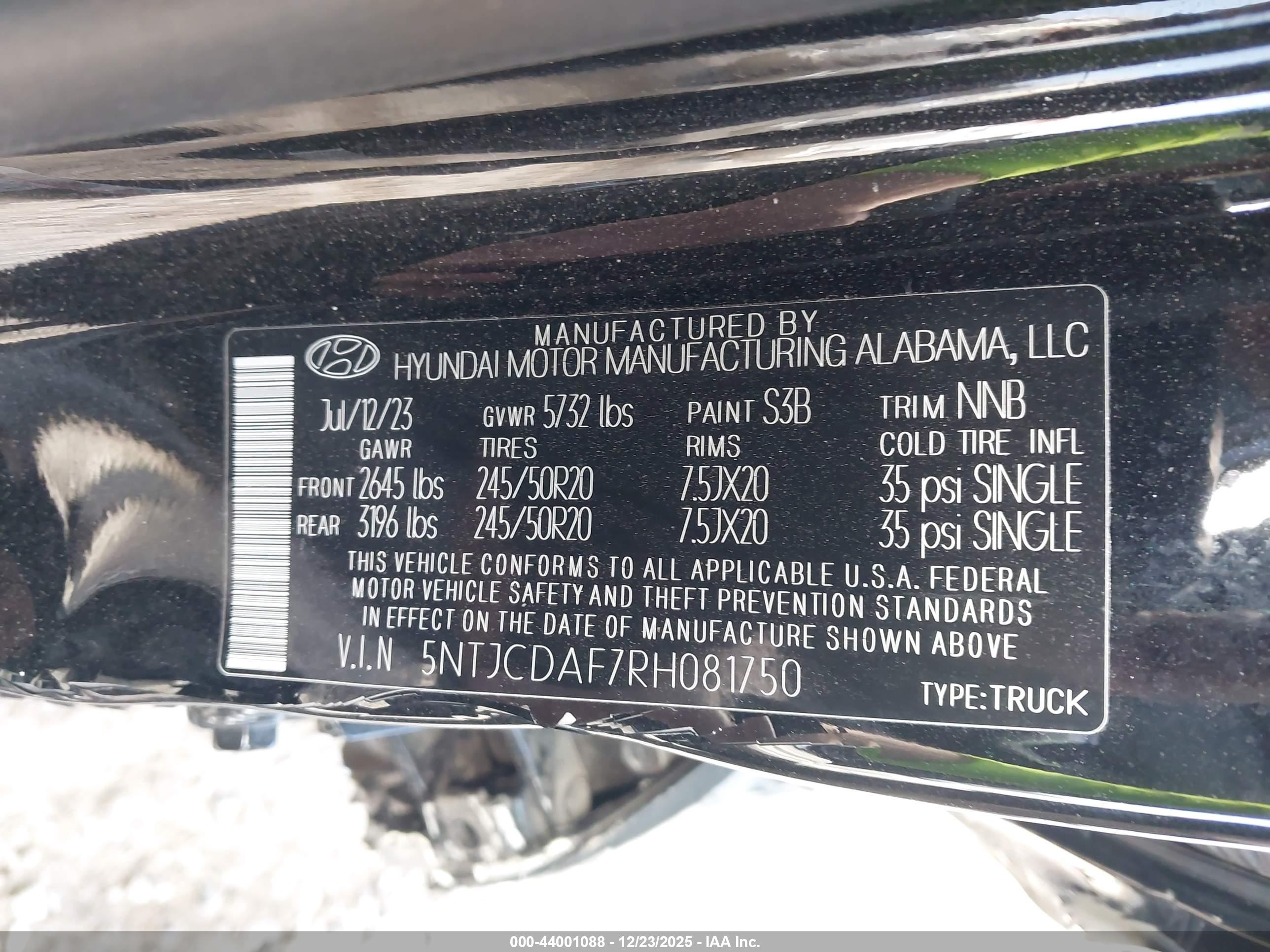 HYUNDAI SANTA image 9