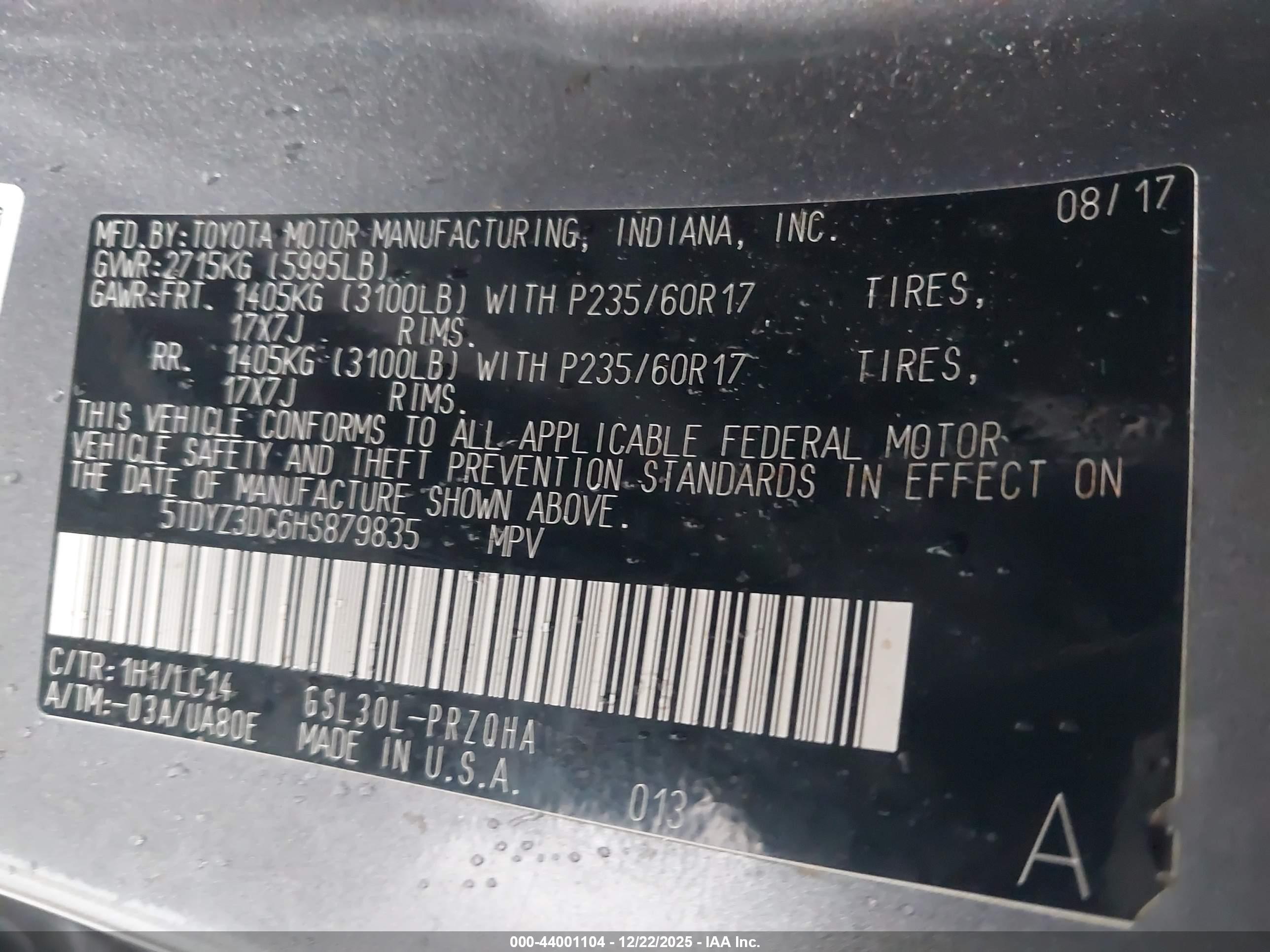 TOYOTA SIENNA image 9