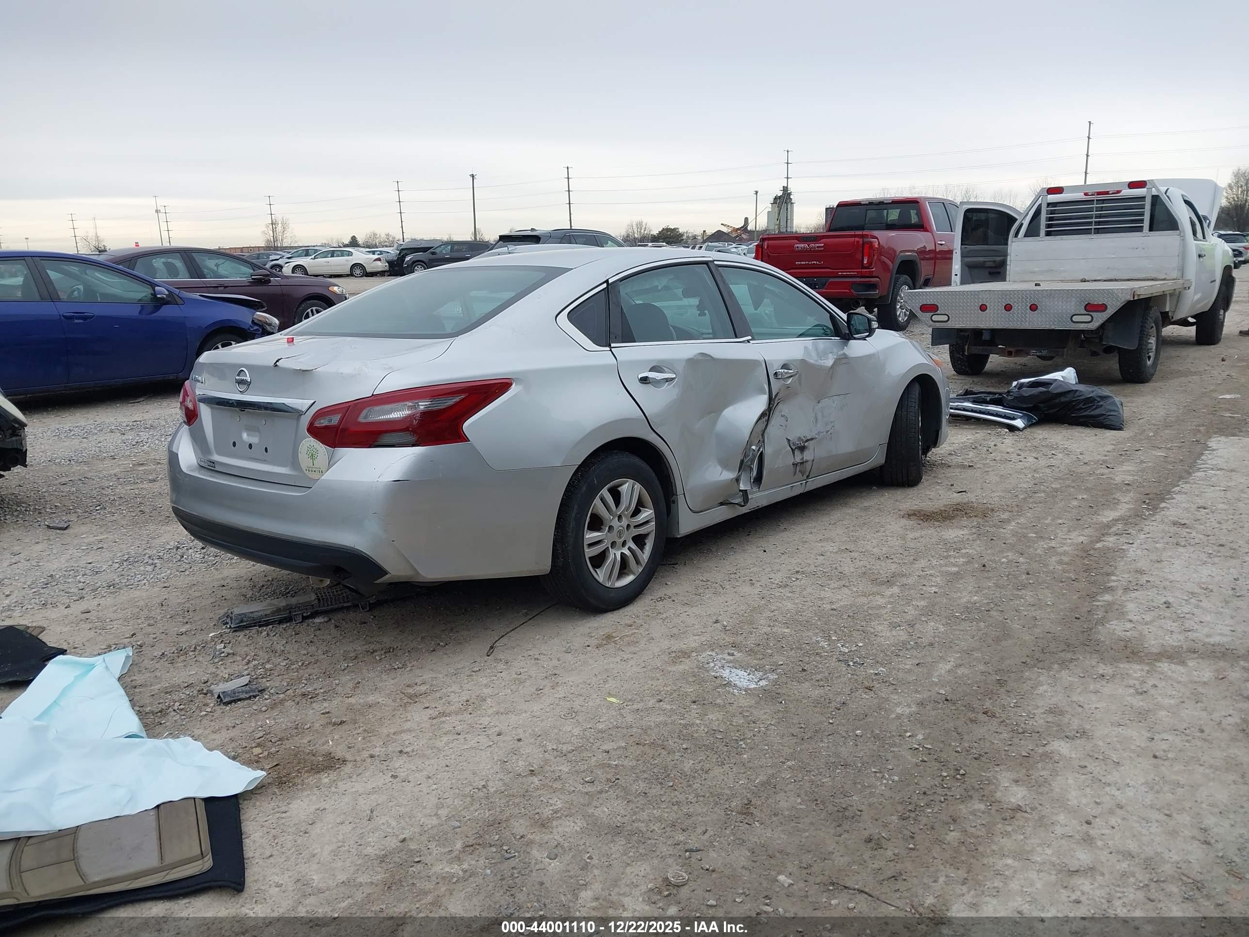 NISSAN ALTIMA image 4
