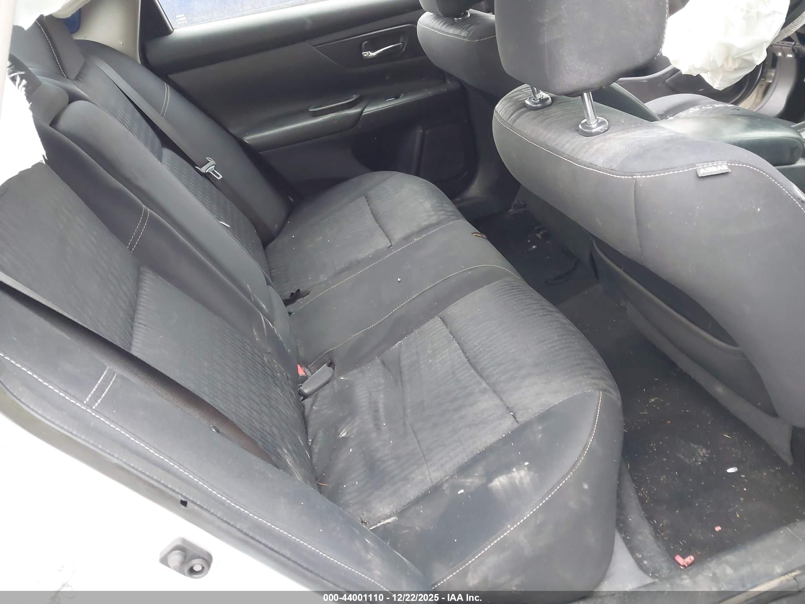 NISSAN ALTIMA image 8