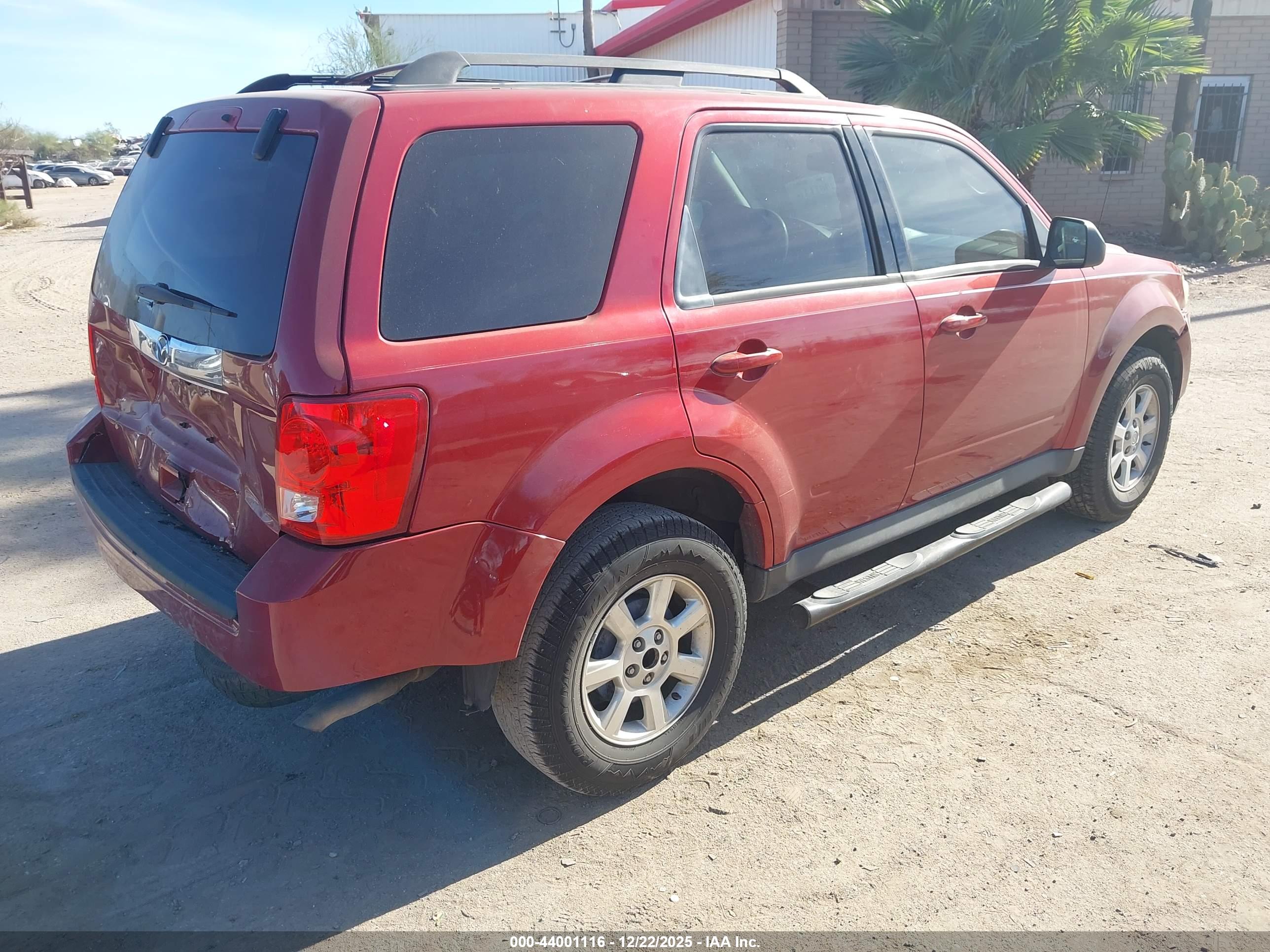 MAZDA TRIBUTE image 4