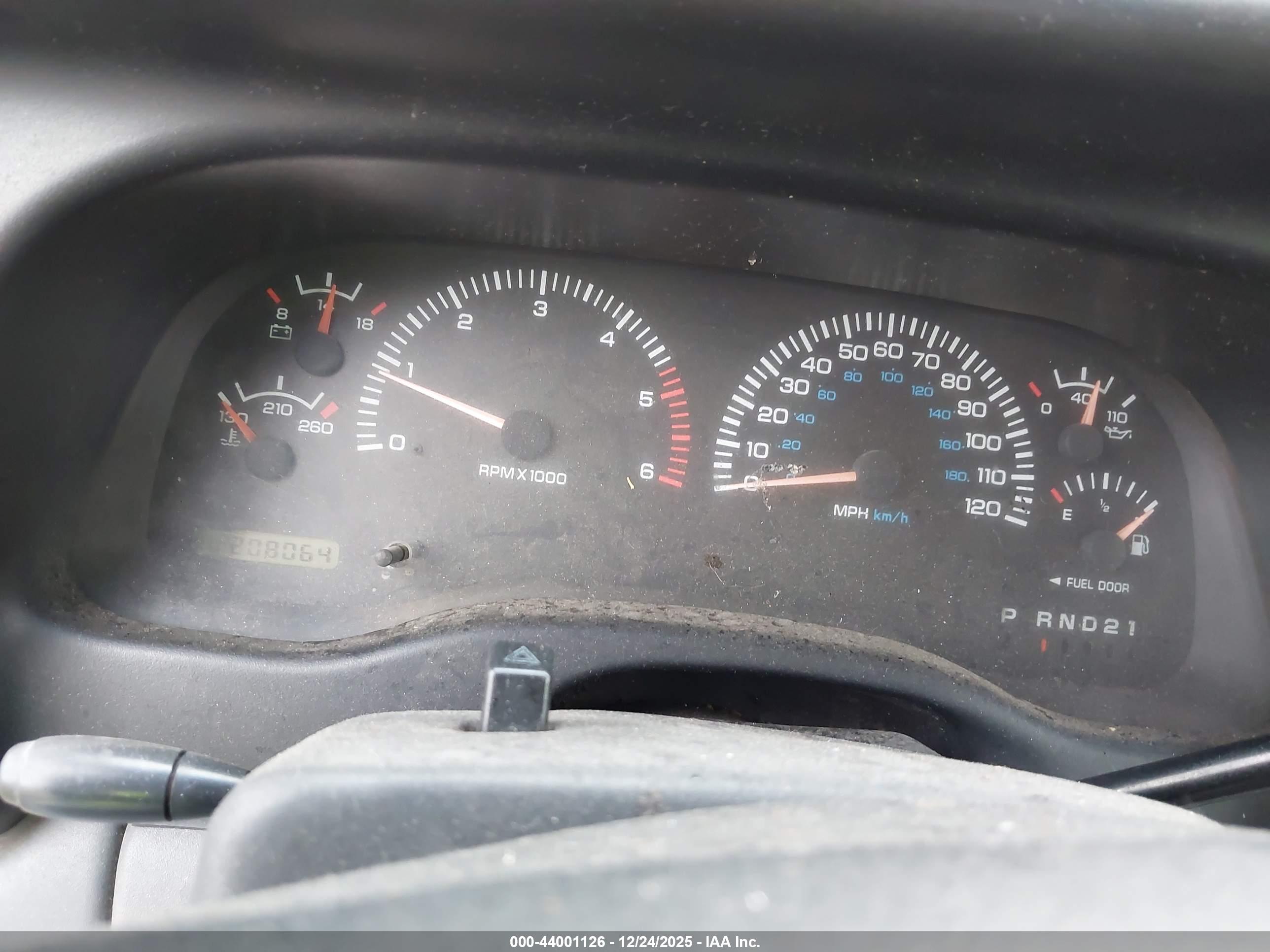 DODGE DAKOTA image 7