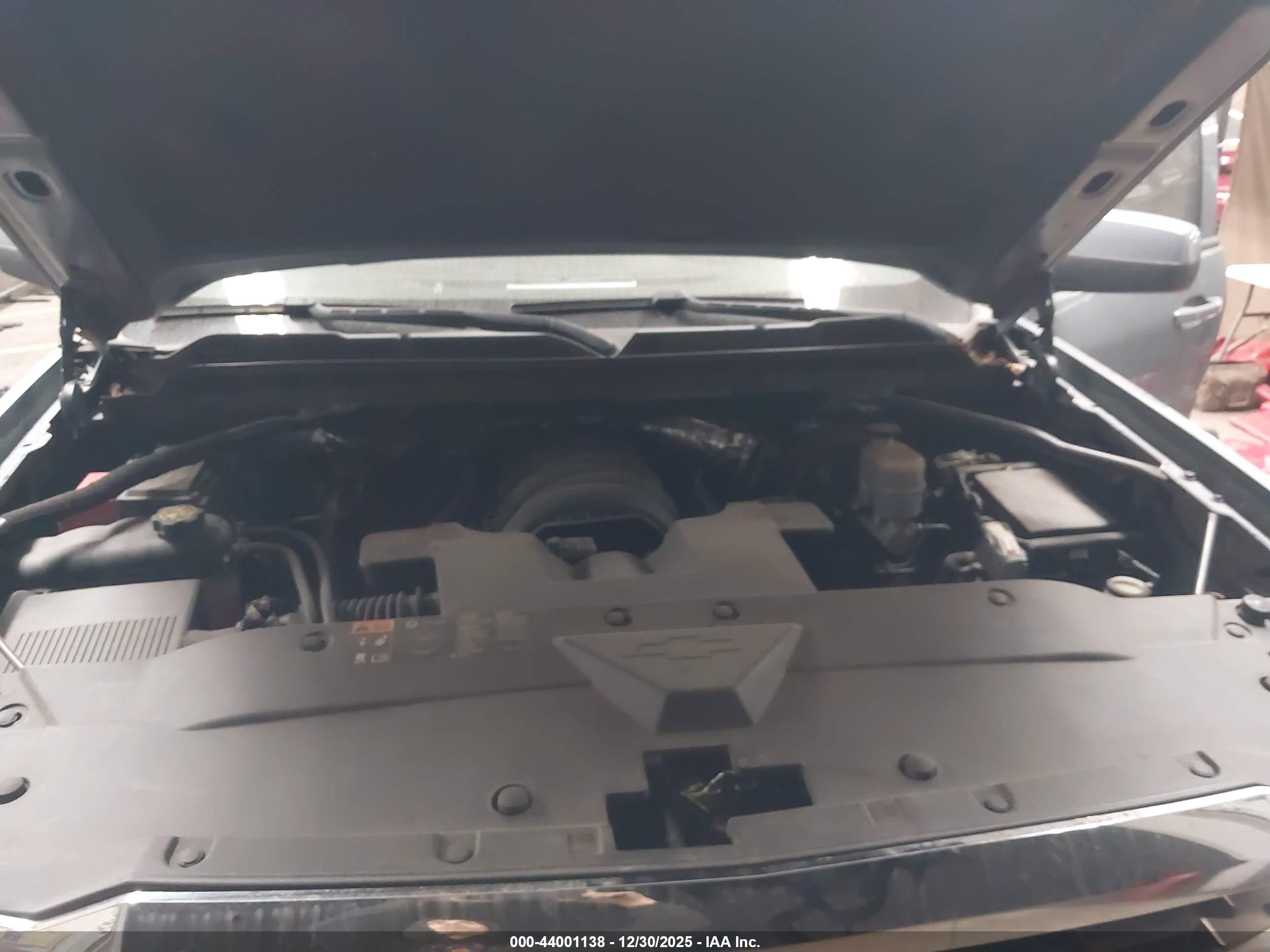 CHEVROLET SILVERADO image 10