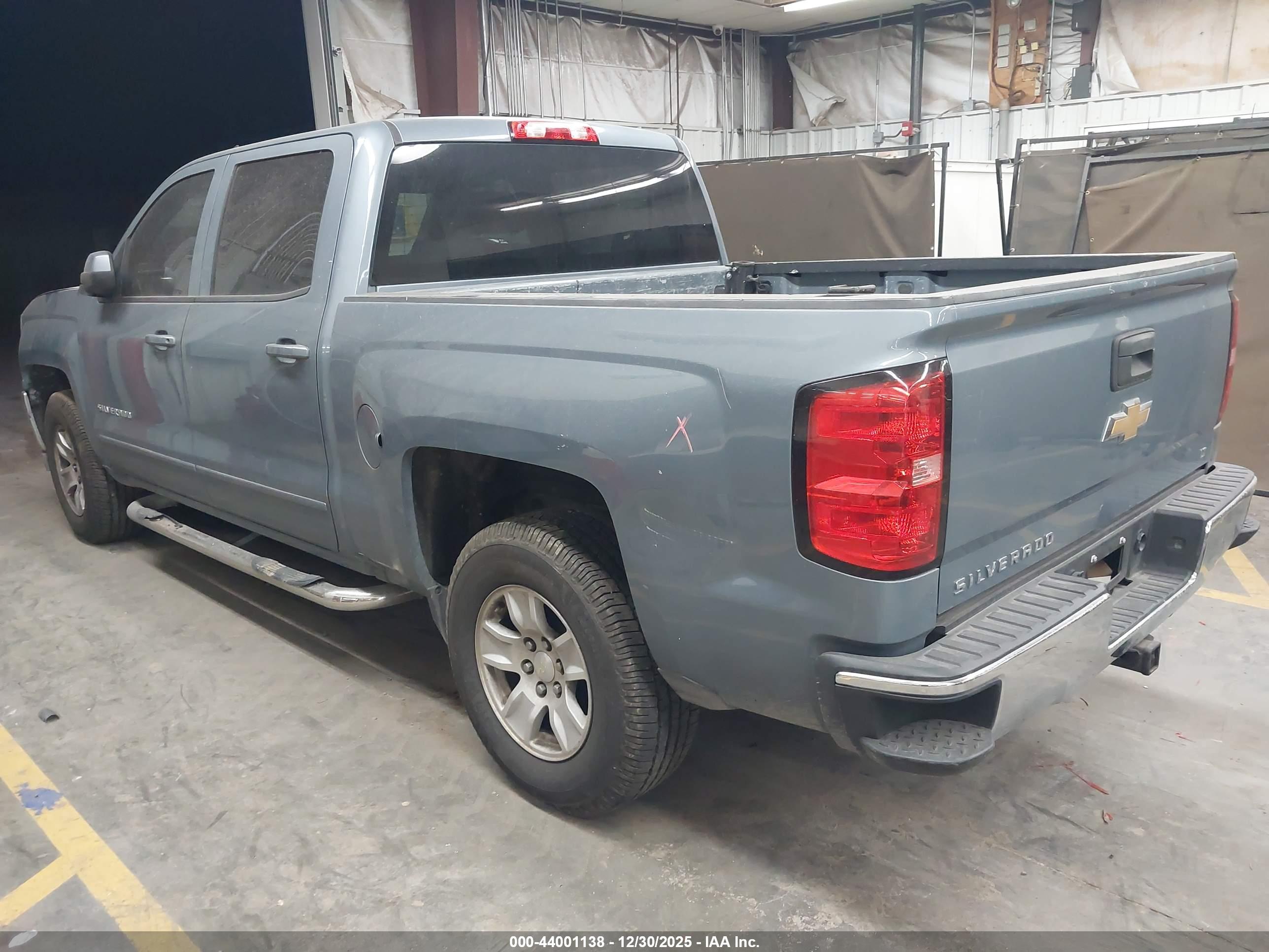 CHEVROLET SILVERADO image 3