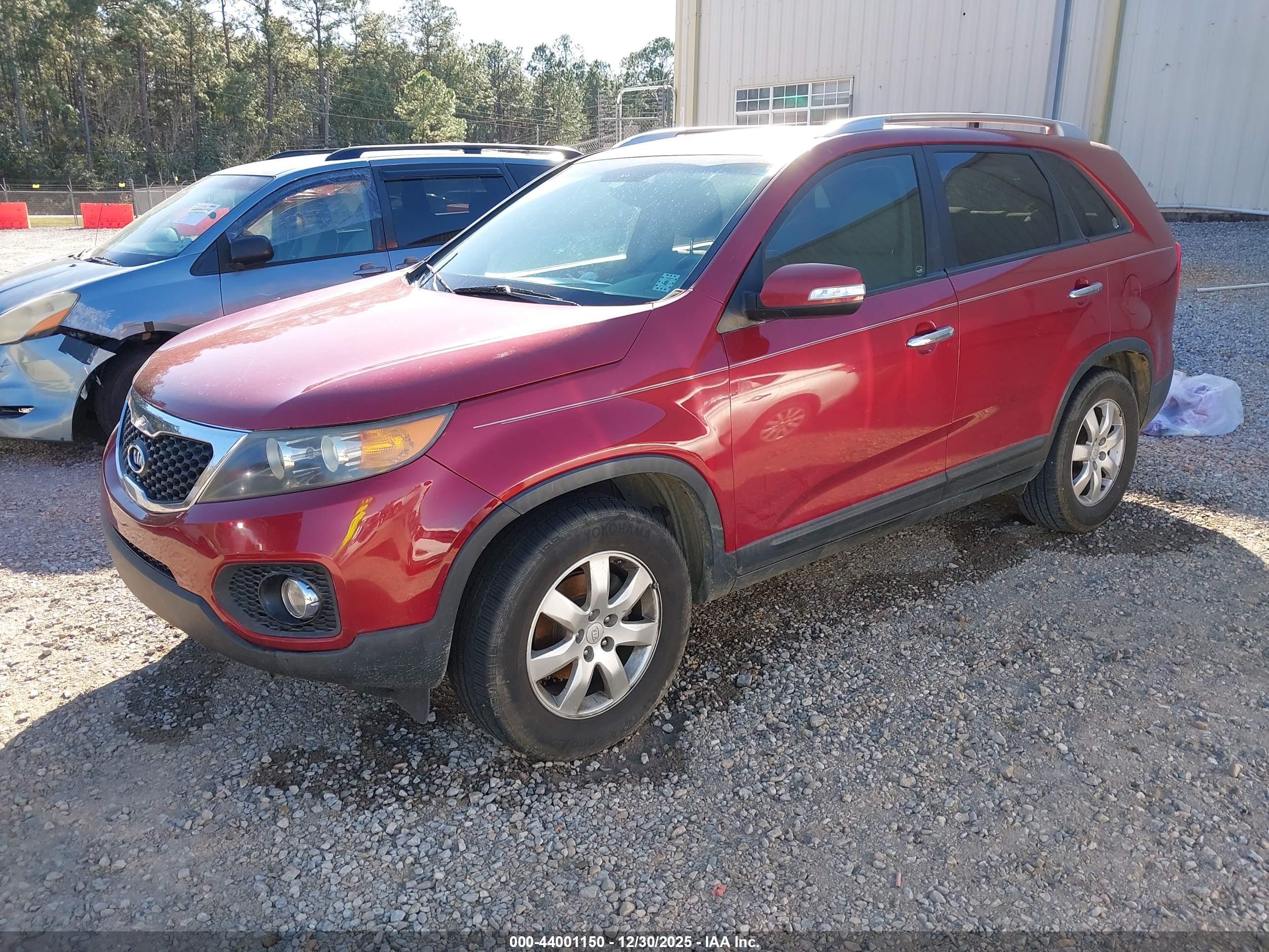 KIA SORENTO image 2