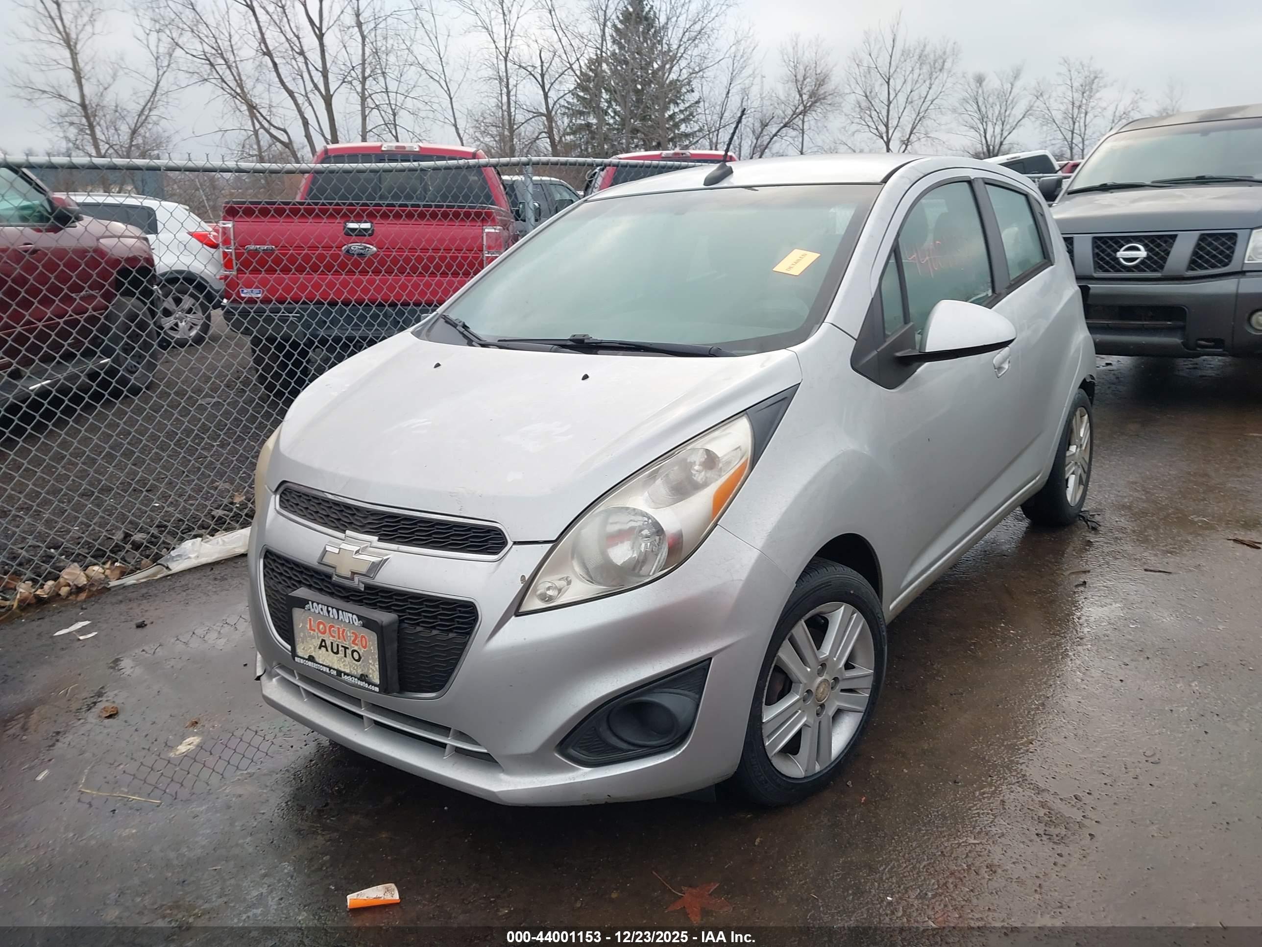 CHEVROLET SPARK image 2
