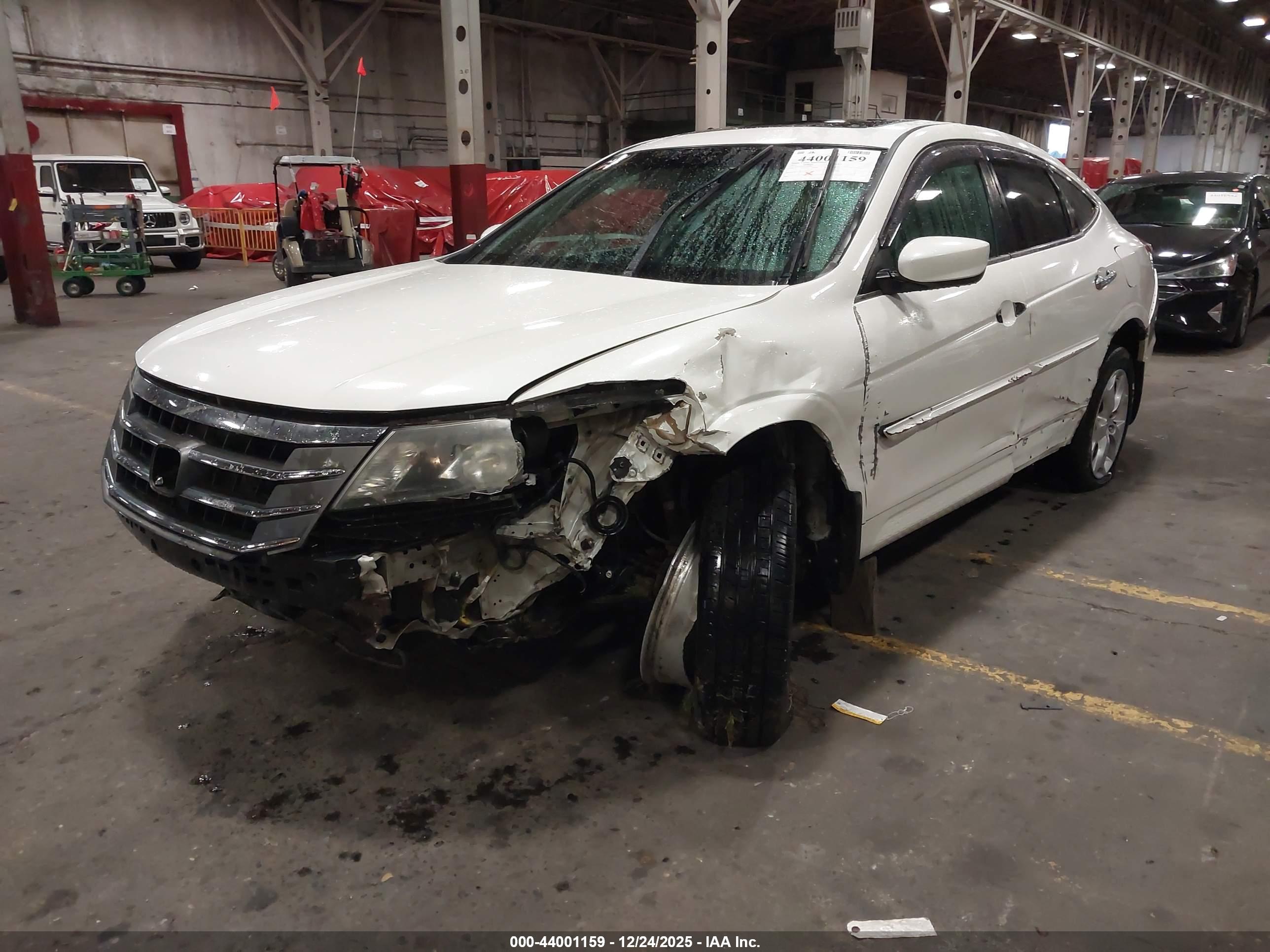 HONDA CROSSTOUR image 2