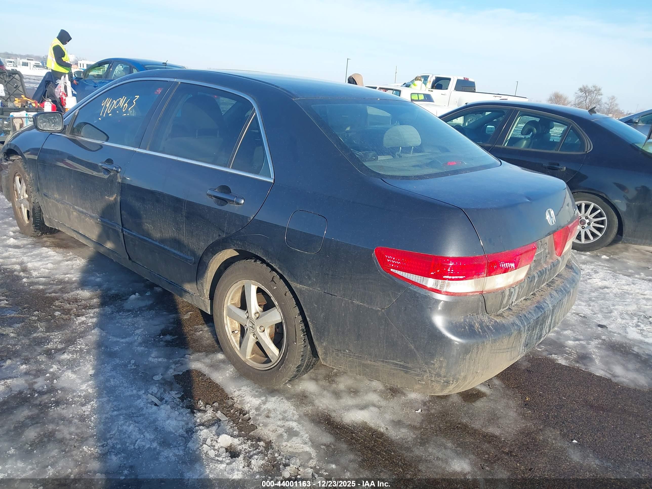 HONDA ACCORD image 3