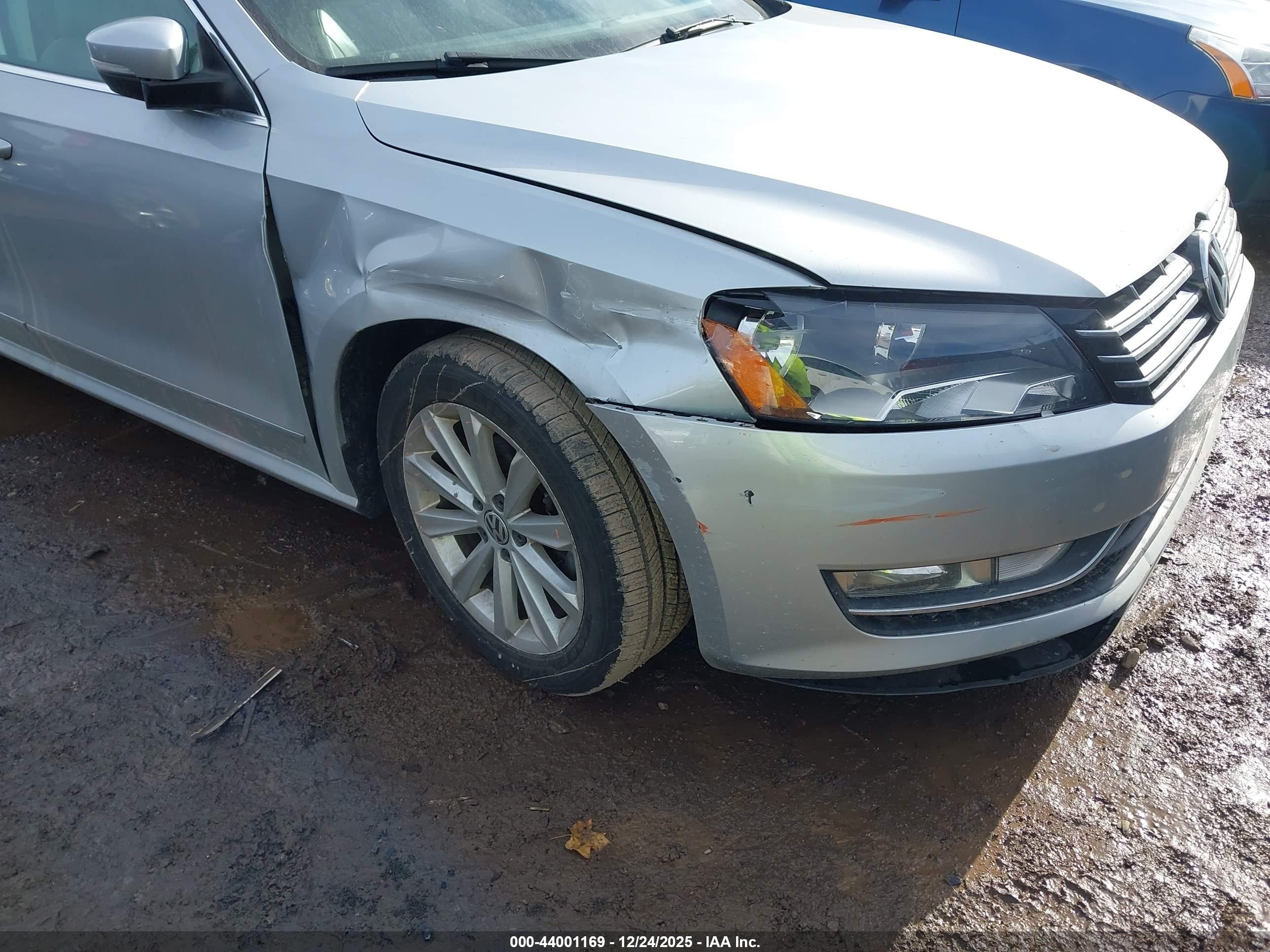 VOLKSWAGEN PASSAT image 6