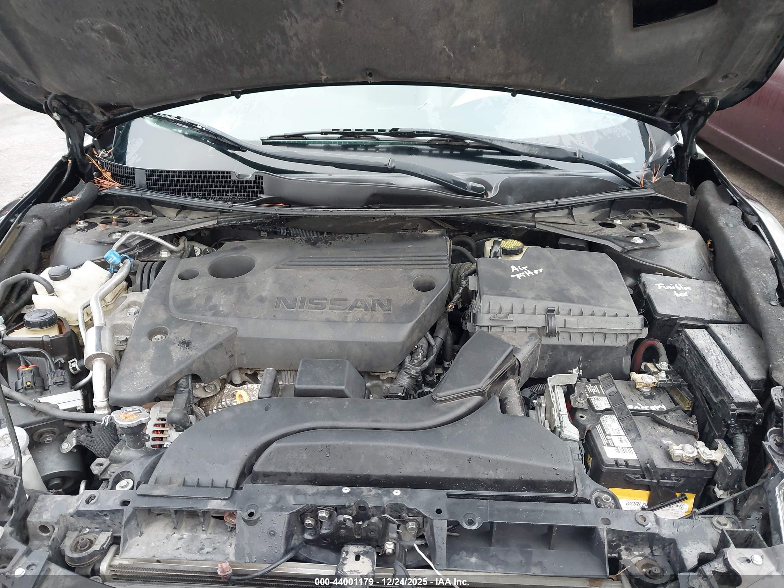NISSAN ALTIMA image 10