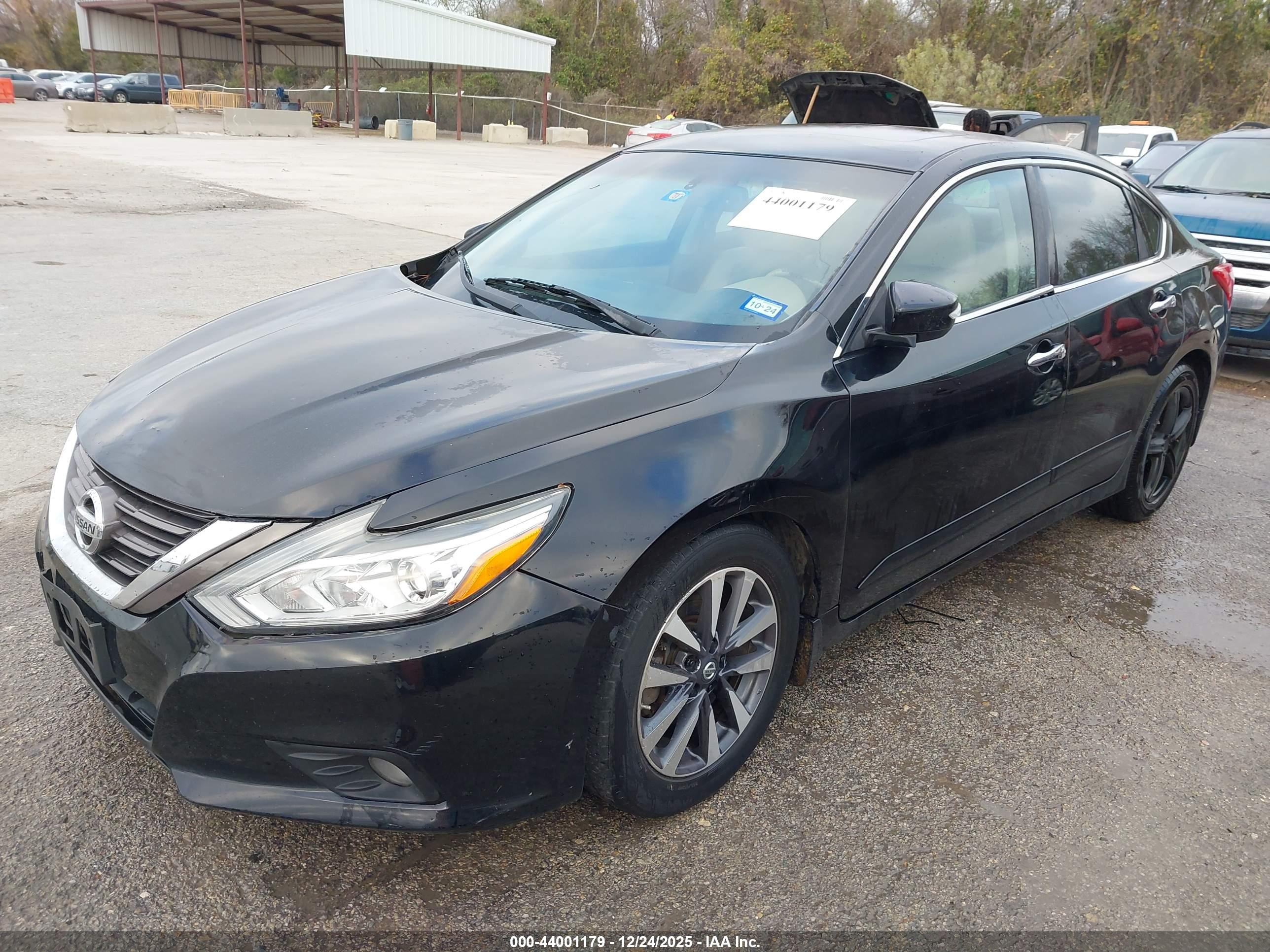 NISSAN ALTIMA image 2
