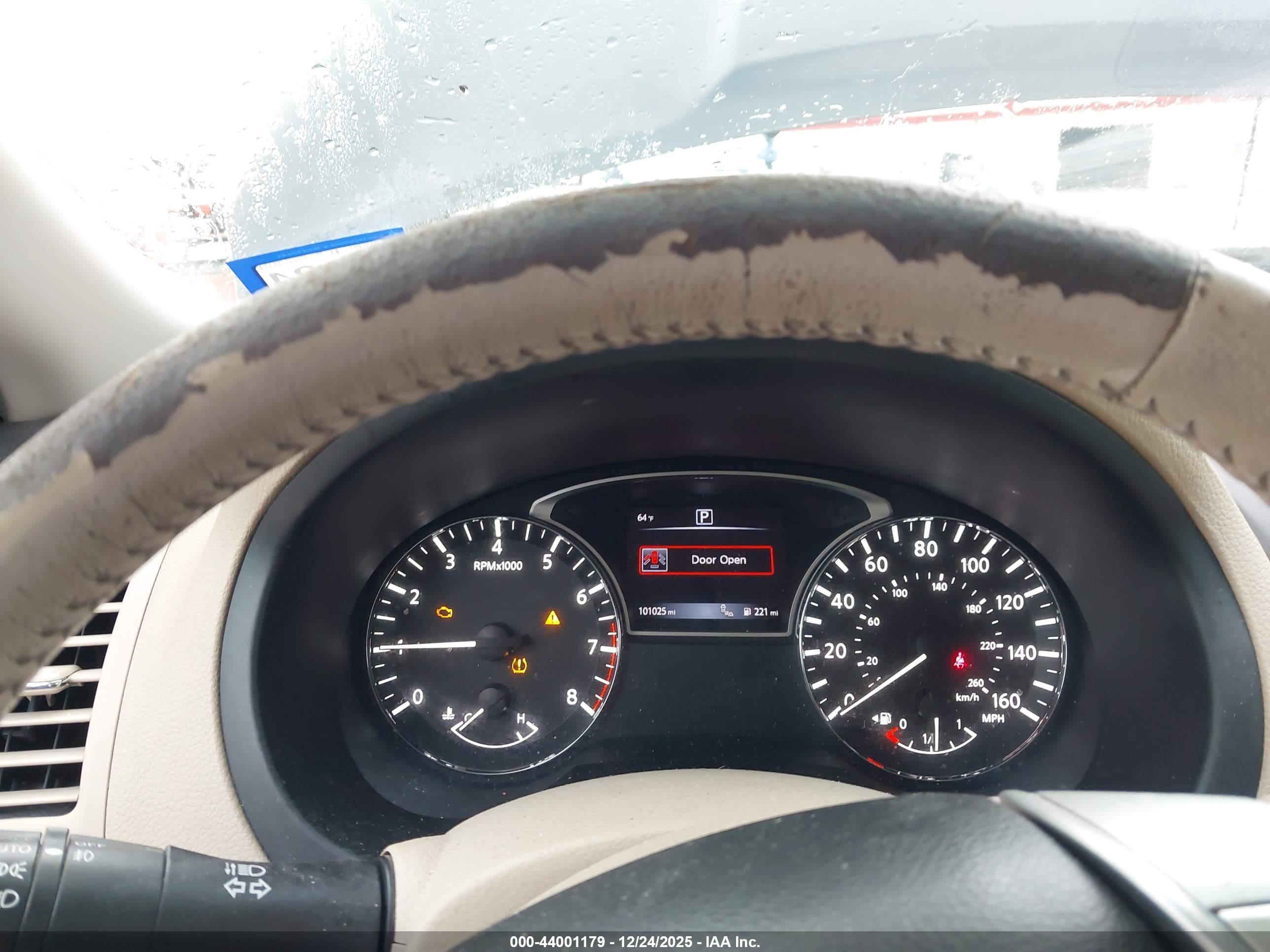 NISSAN ALTIMA image 7