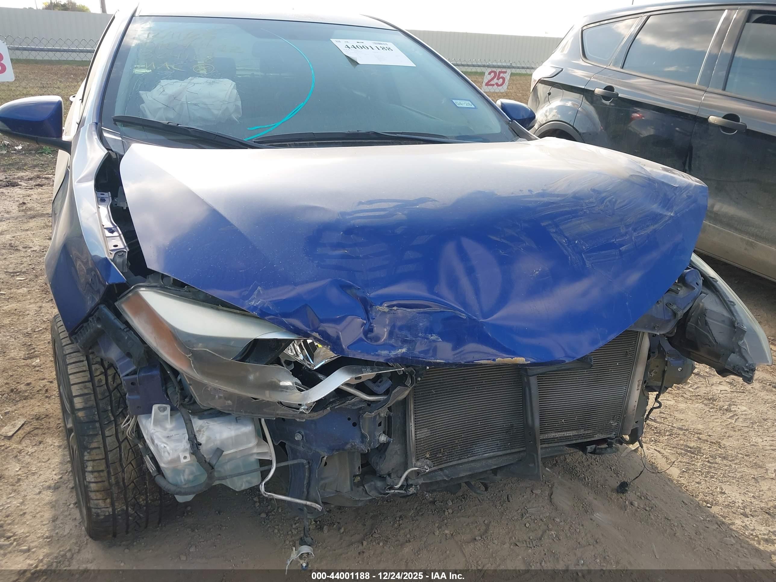 TOYOTA COROLLA image 6