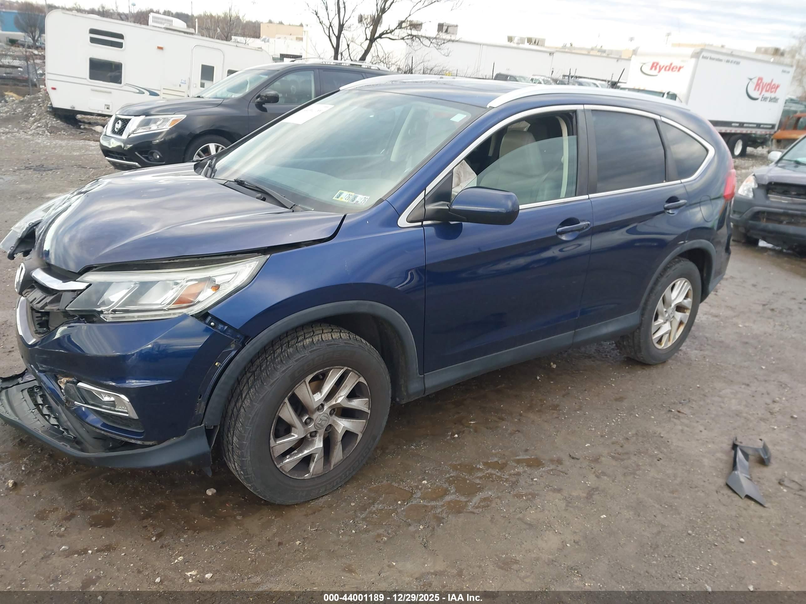 HONDA CR-V image 2